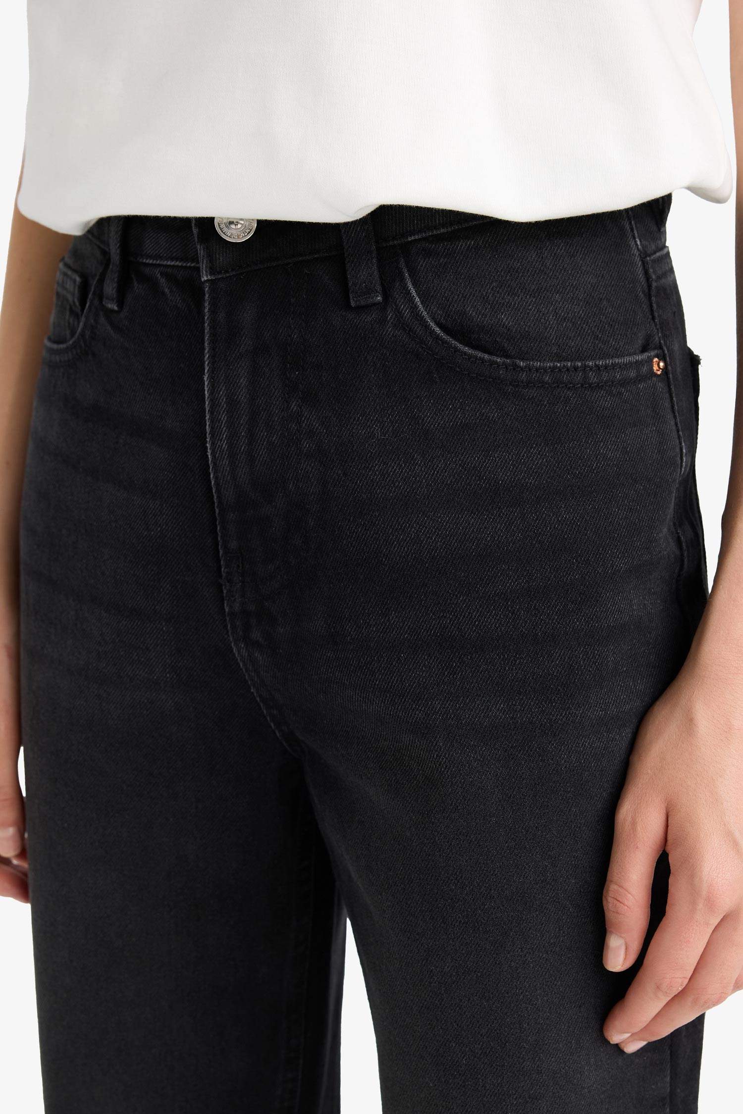 Straight Fit High Waist Straight Leg Jeans