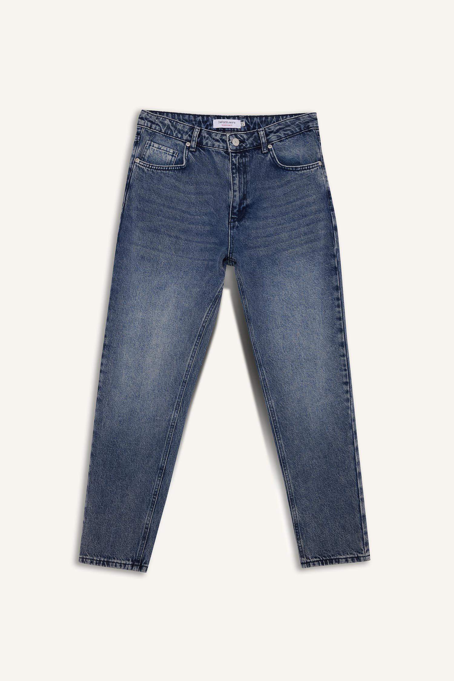 بنطلون جينز ضيق 90’S سليم فيت بخصر عالٍ