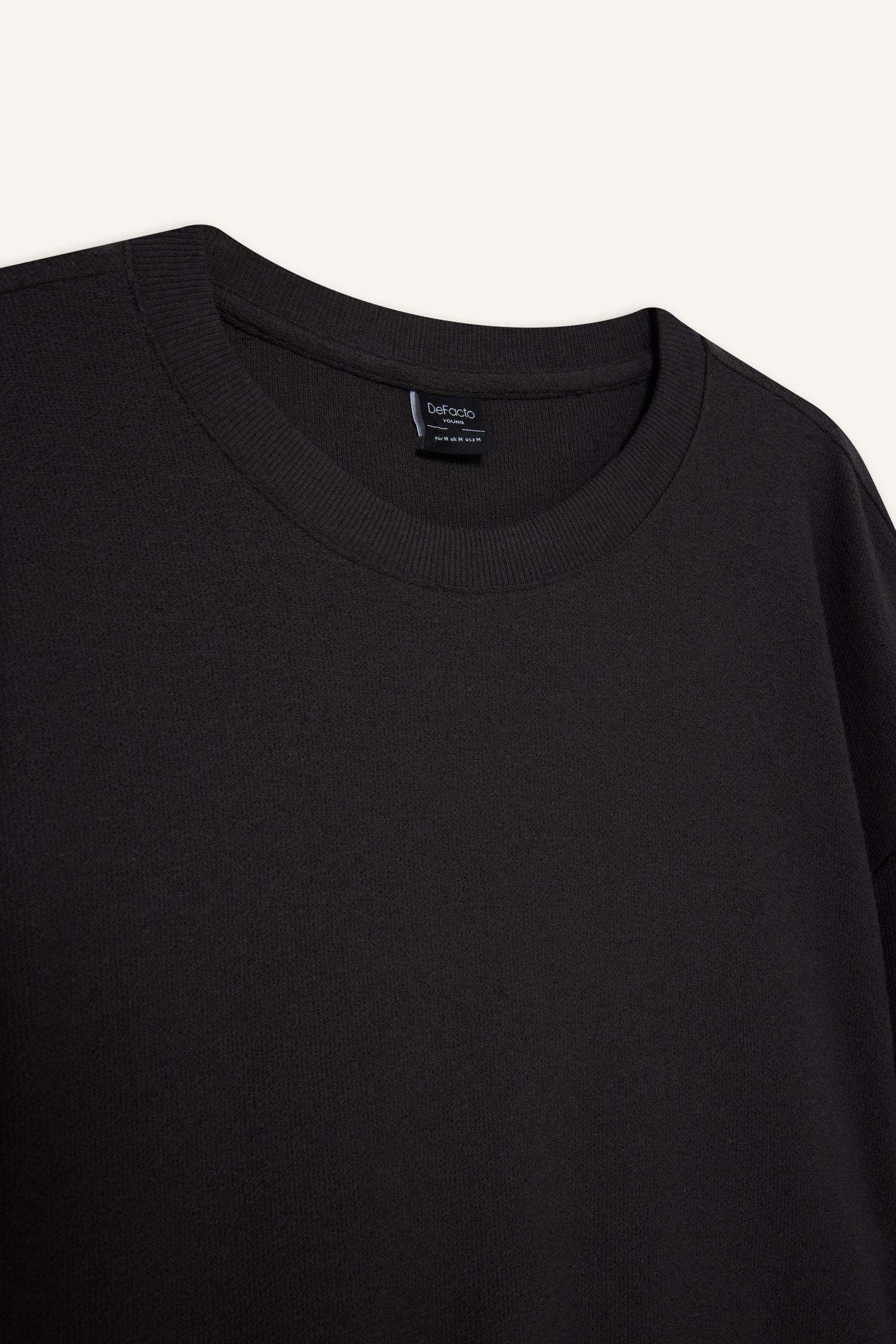 Boxy Fit Rahat Kesim Bisiklet Yaka Pamuklu Uzun Kollu Tişört