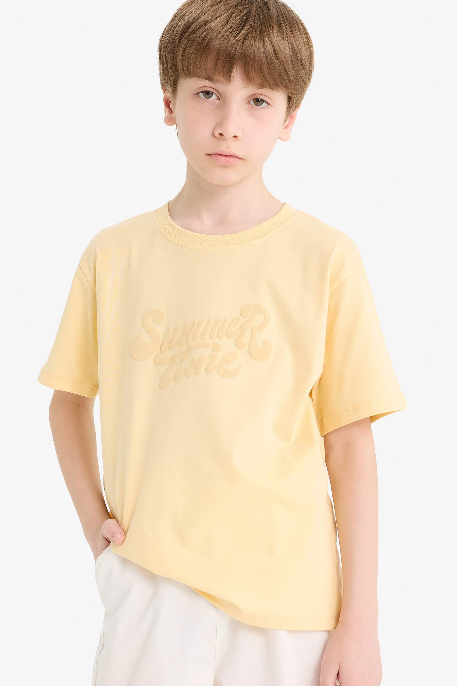 Boy Regular Fit Crew Neck Embroidered T-Shirt