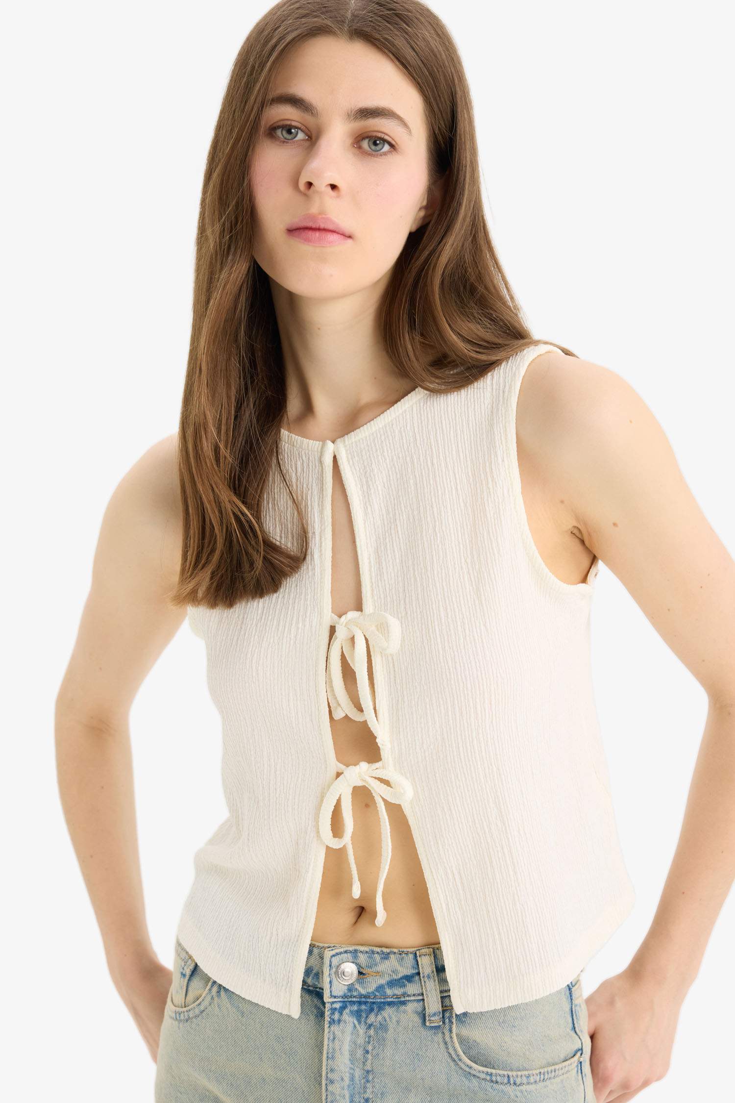 Regular Fit Bisiklet Yaka Bağcıklı Bürümcük Atlet