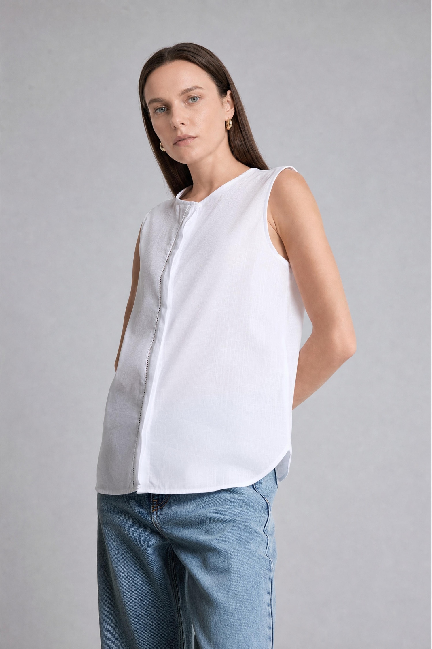 DeFacto %100 Pamuk Regular Fit Kolsuz Flamlı Bluz görsel 3