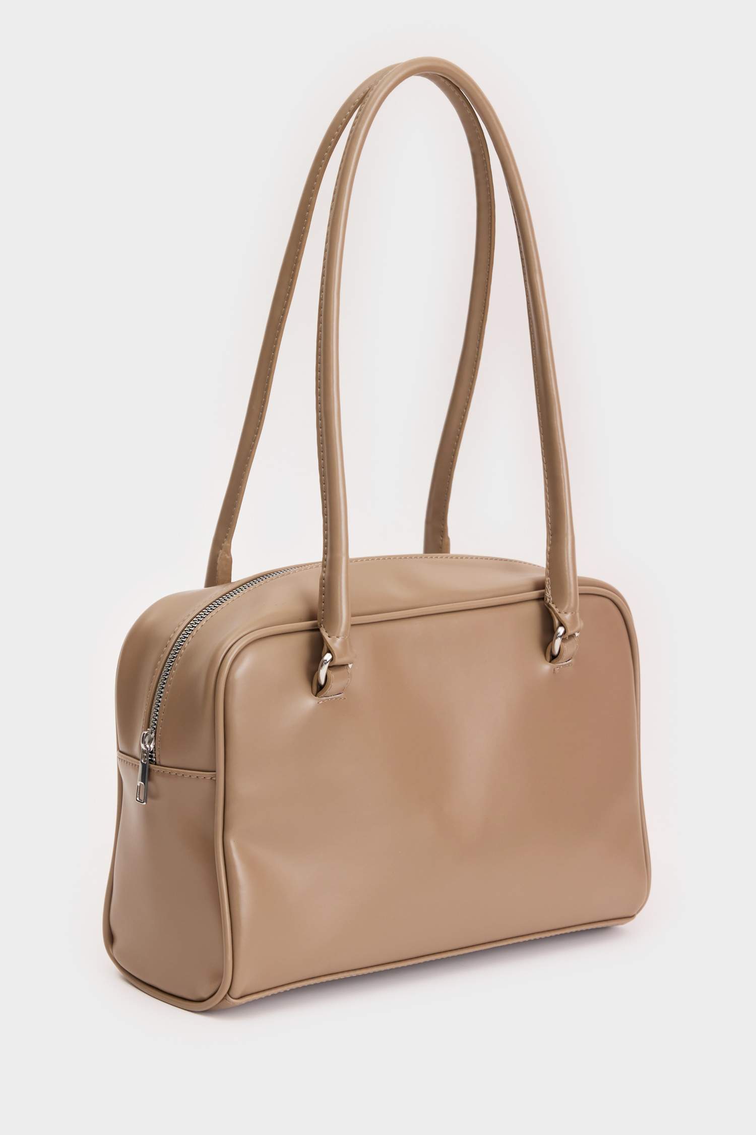 Woman Faux Leather Shoulder Bag