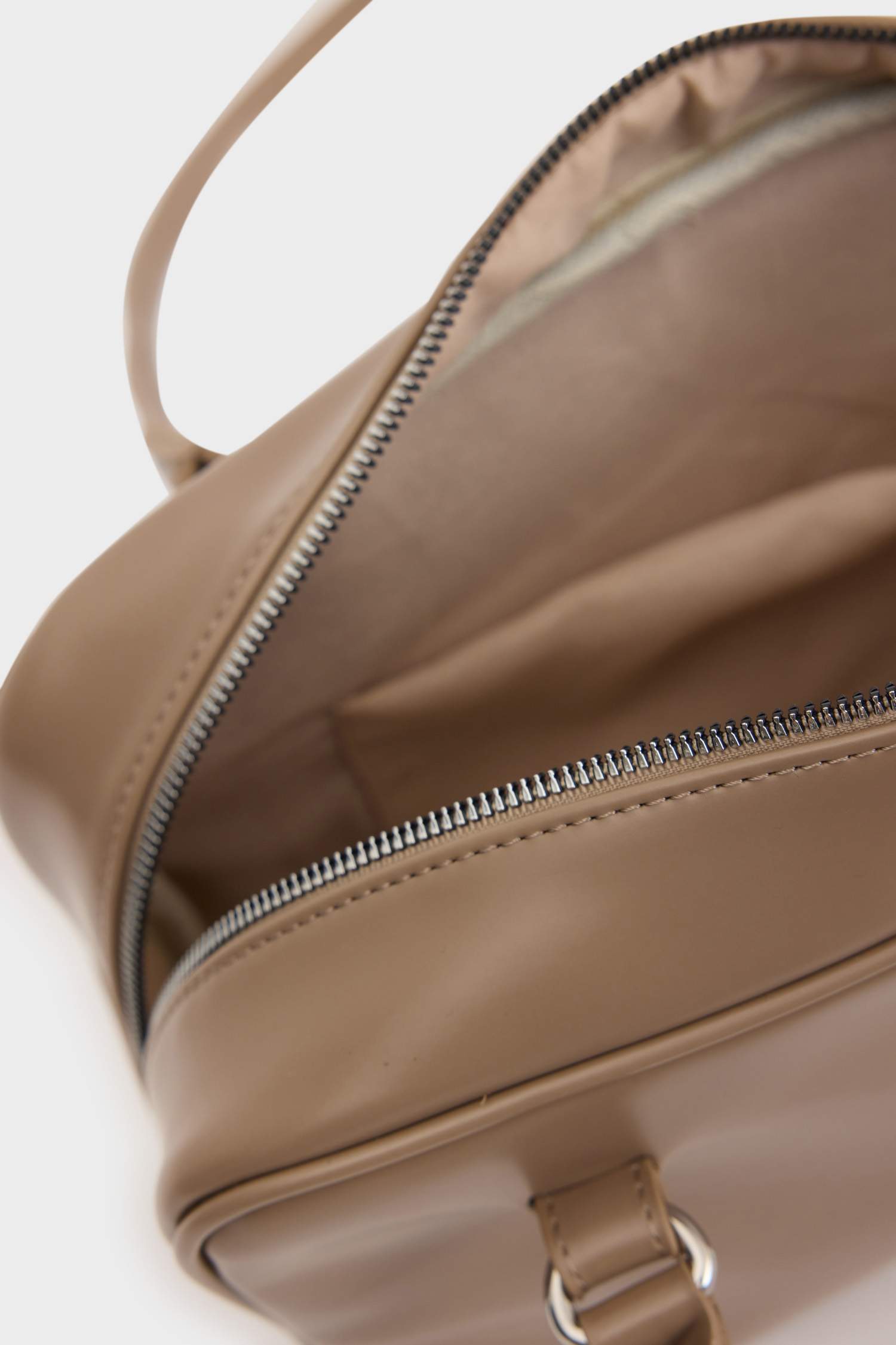 Woman Faux Leather Shoulder Bag