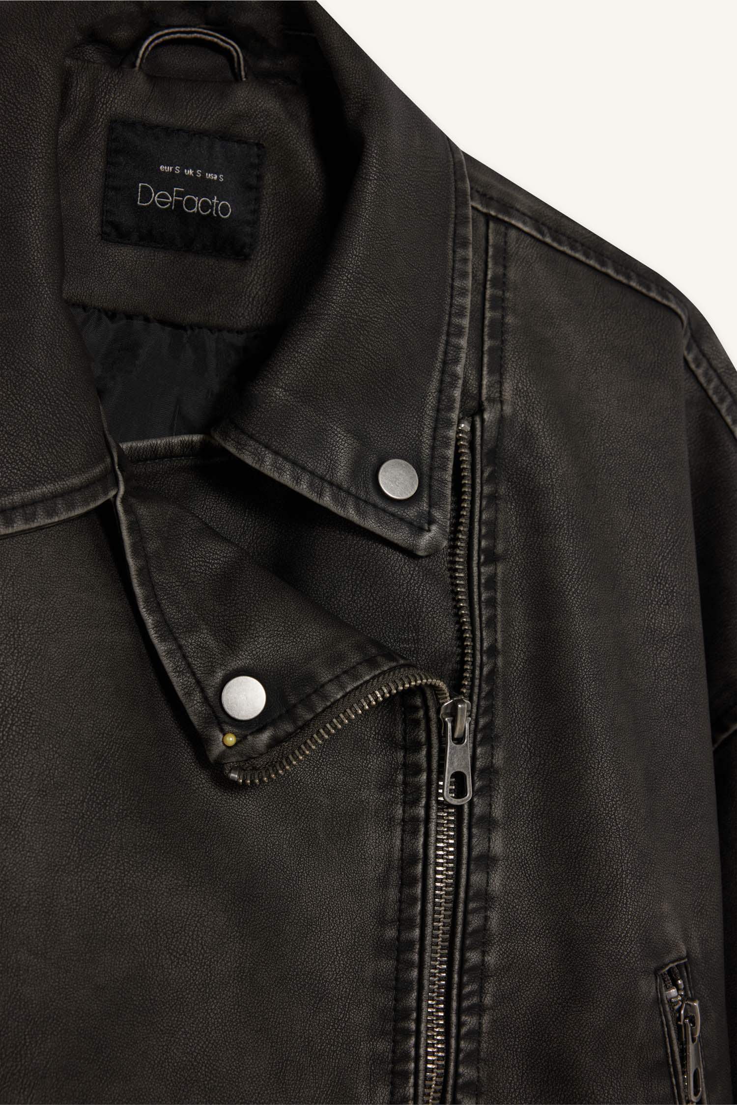 Oversize Geniş Kalıp Tafta Suni Deri Ceket Mont