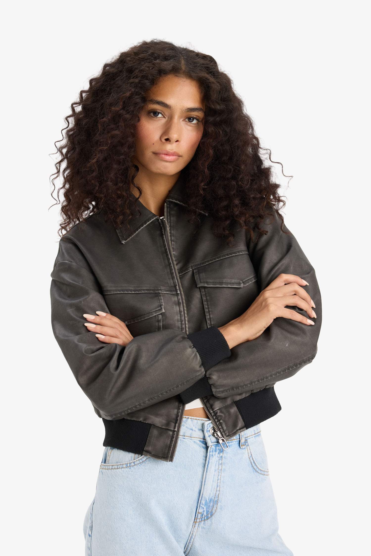 Polo Yaka Fermuarlı Cepli Suni Deri Ceket Mont