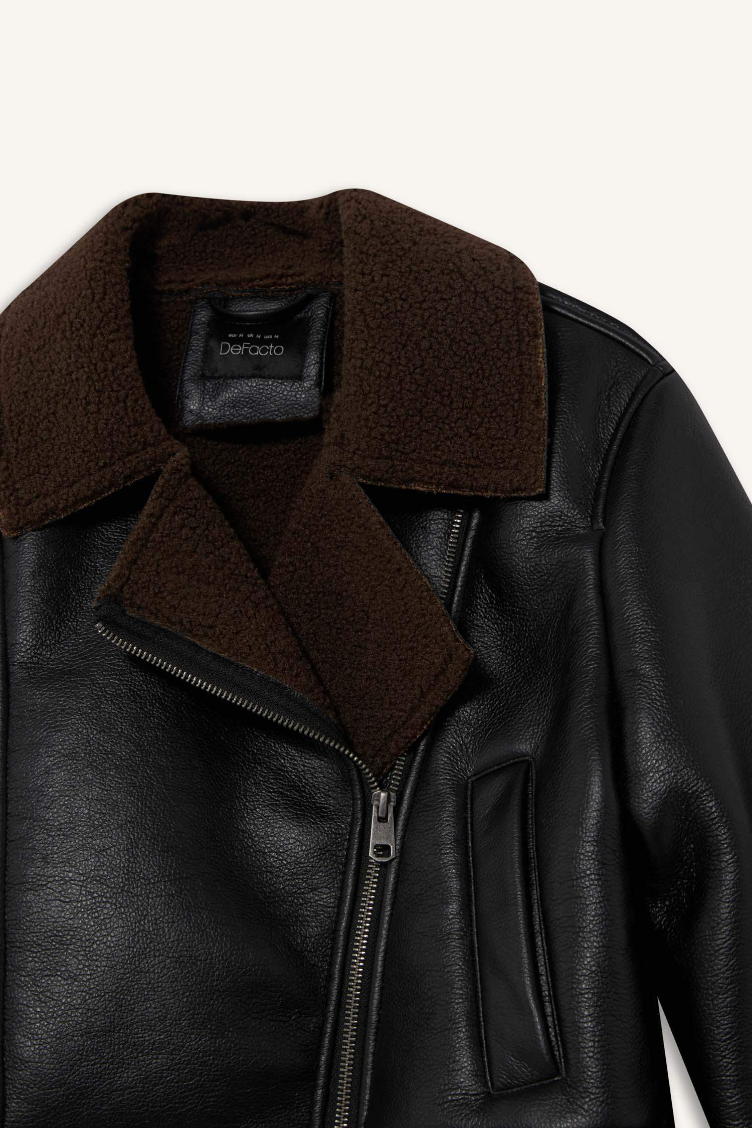 جاكيت جلد صناعي قصة عادية مبطن بفرو إصطناعي