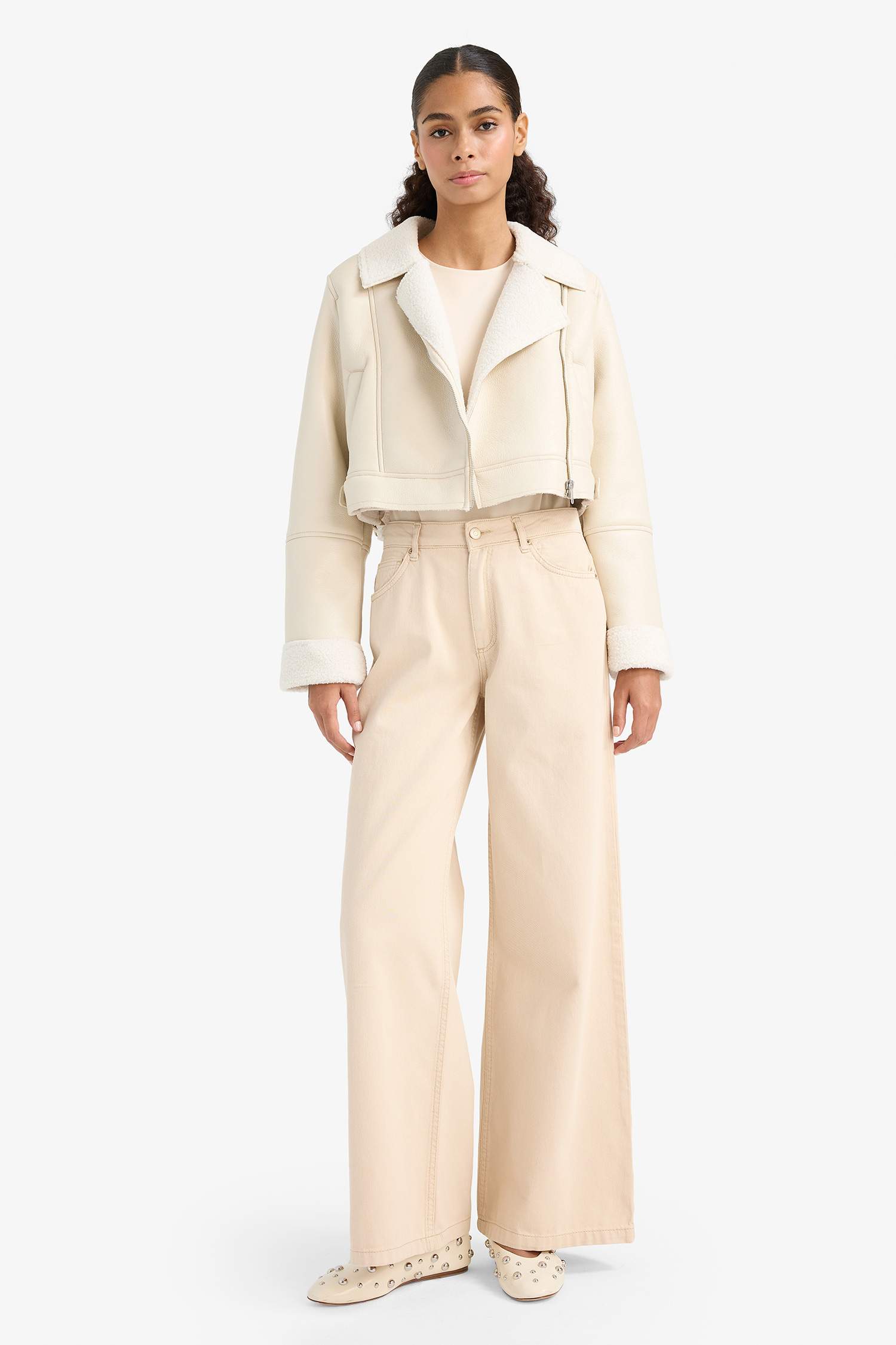 جاكيت جلد صناعي قصة عادية مبطن بفرو إصطناعي