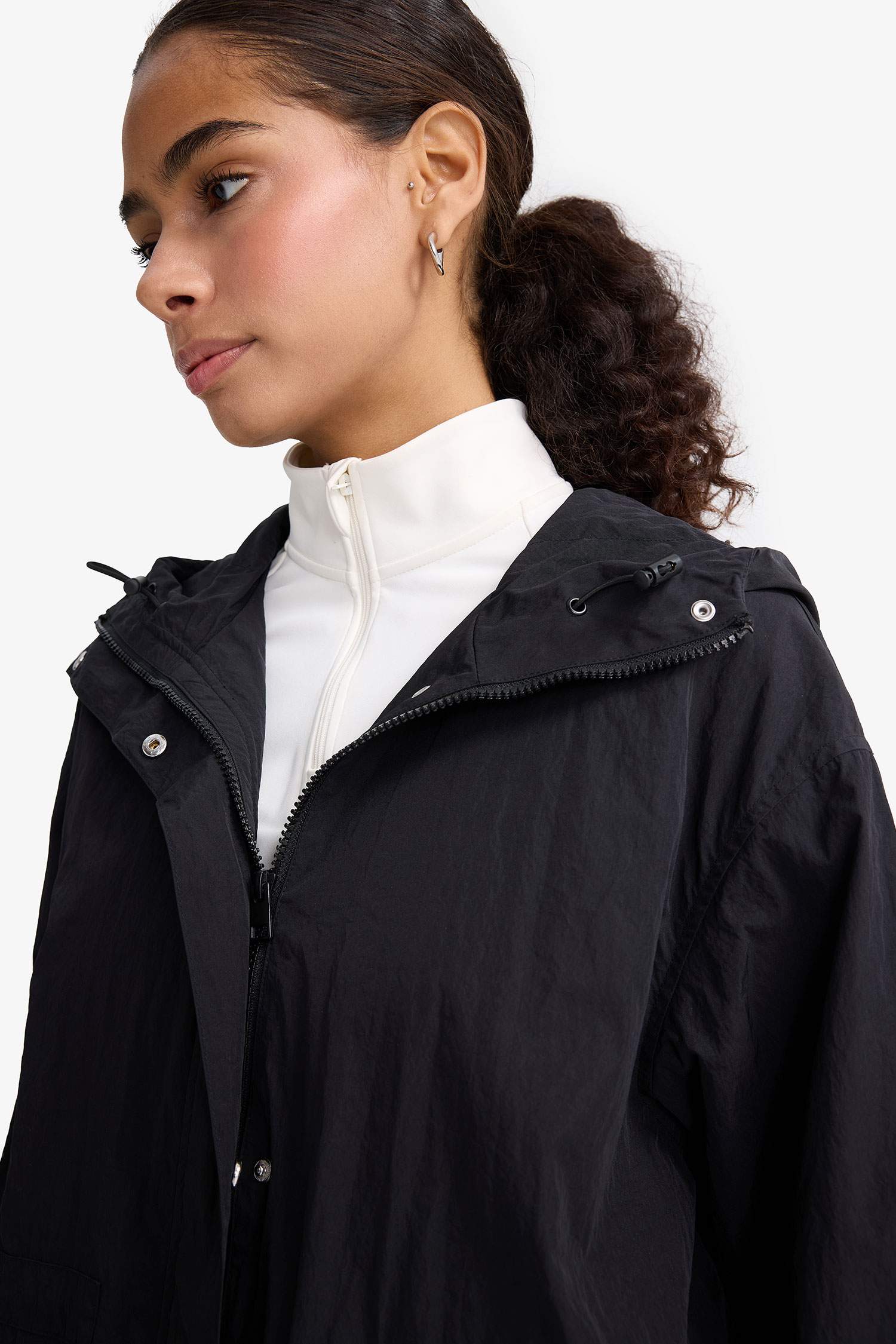 Regular Fit Kapüşonlu Fermuarlı Uzun Yağmurluk