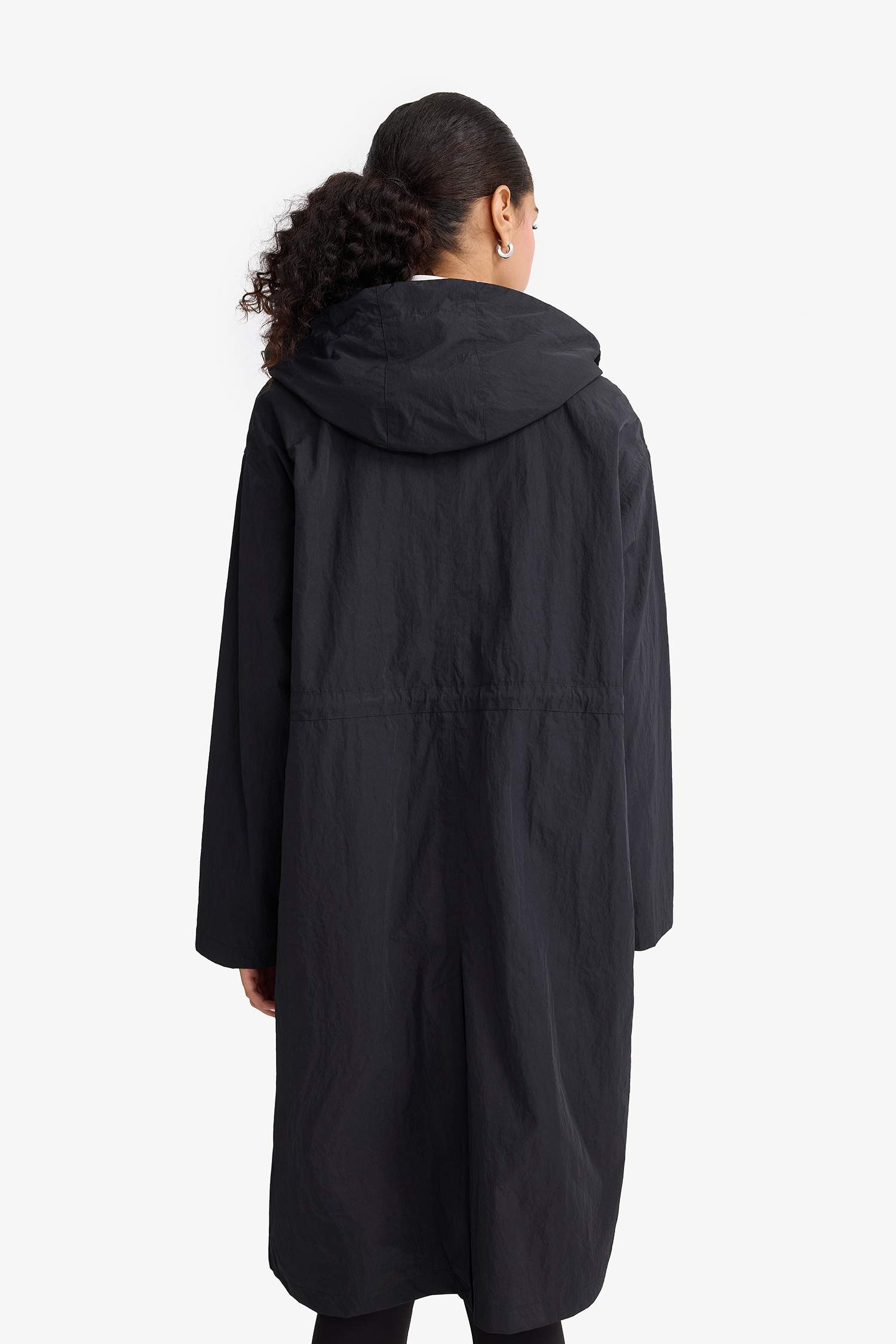 Regular Fit Kapüşonlu Fermuarlı Uzun Yağmurluk