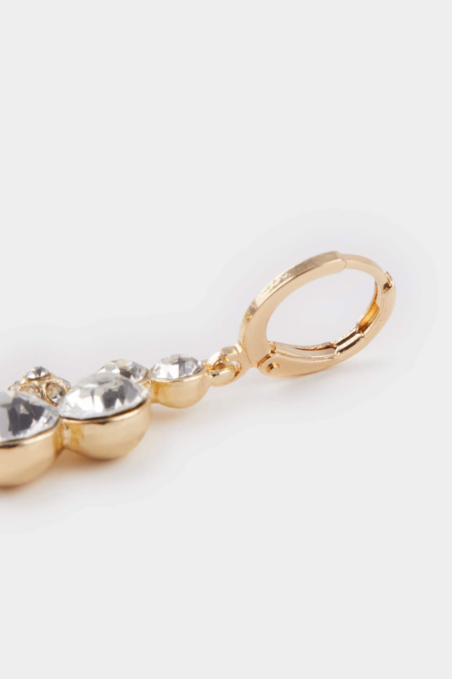 Kadın Sallantılı Taşlı Gold Küpe