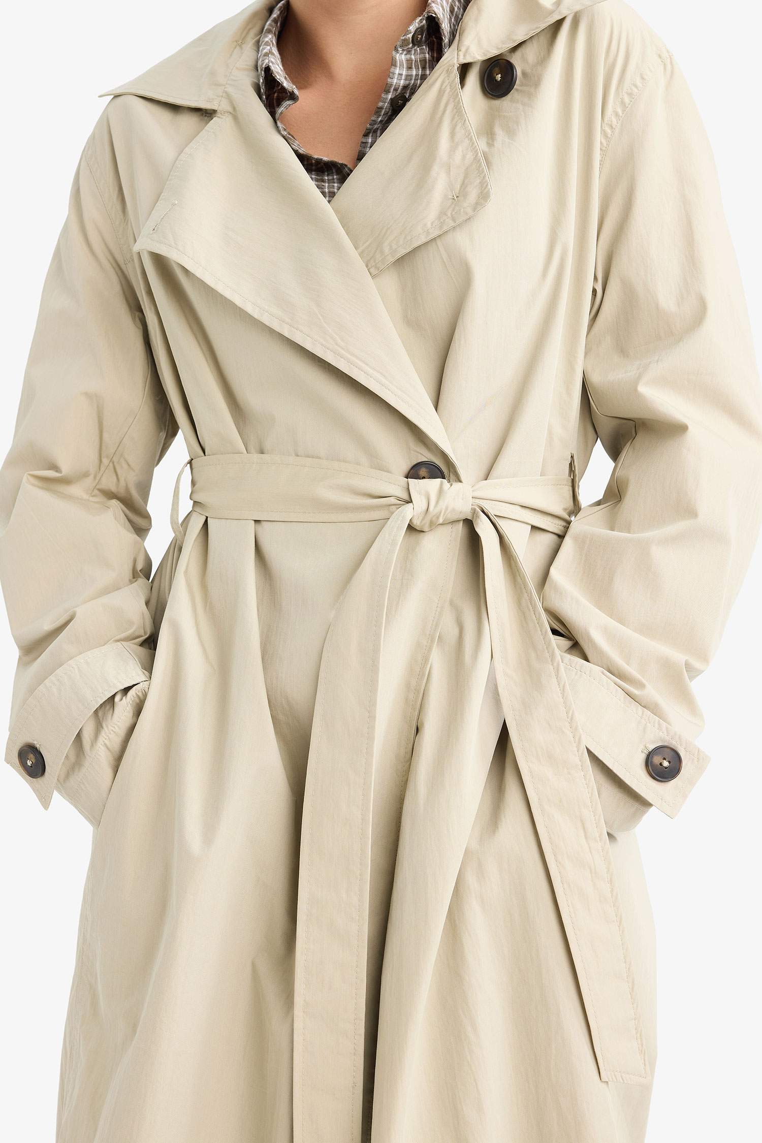 ترانش كوت قصة عادية بغطاء قابل للازالة بحزام