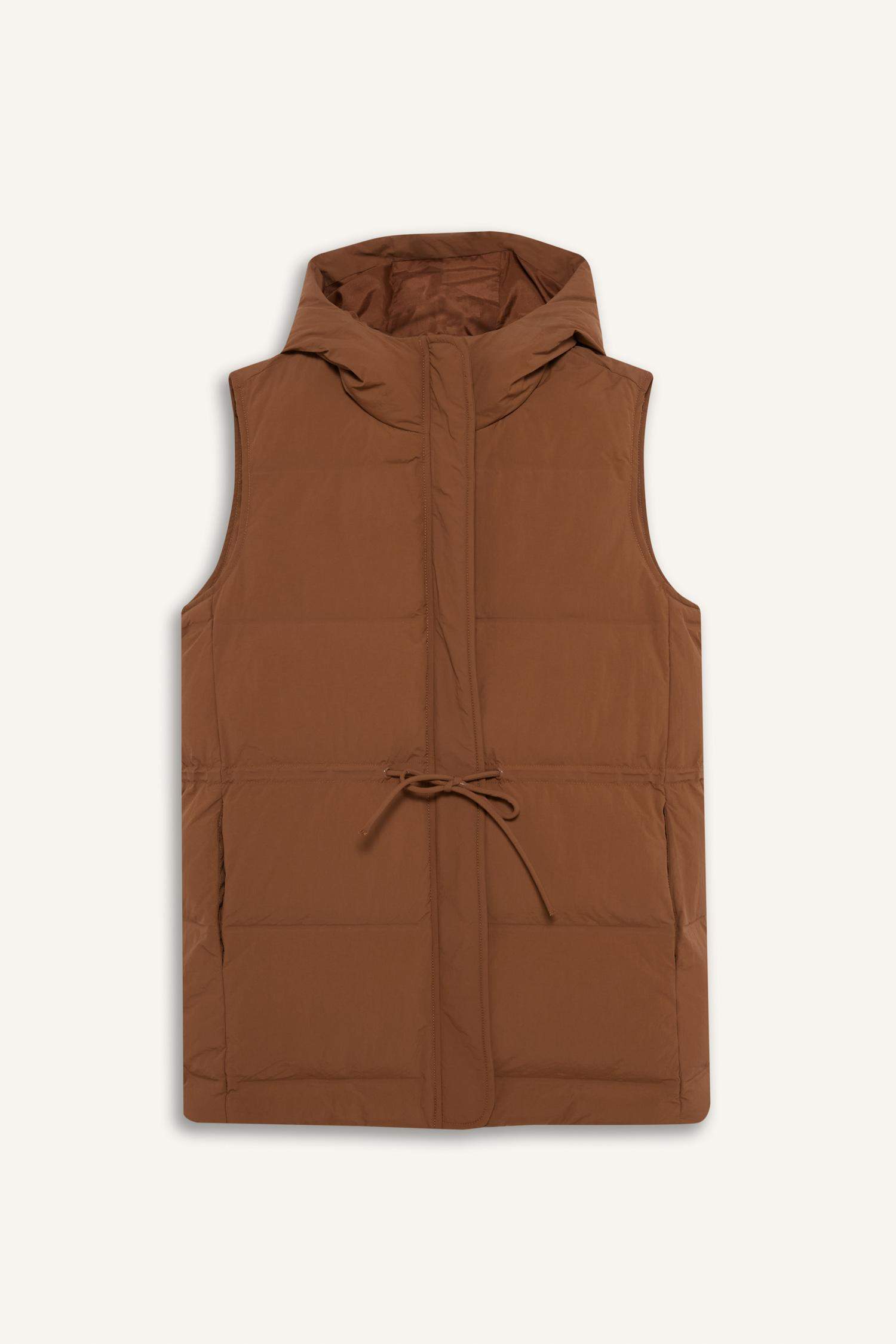 Regular Fit Kapüşonlu Fermuarlı Beli Lastikli Şişme Yelek