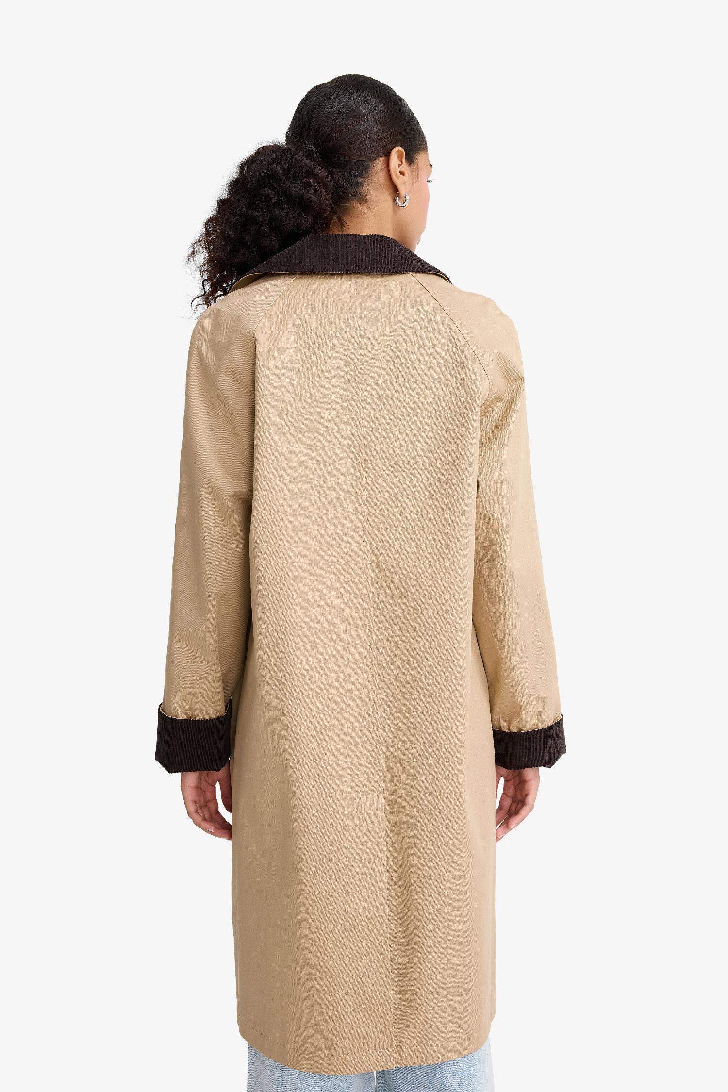 Regular Fit Kontrast Yaka Cepli Çıtçıtlı Pamuklu Trençkot