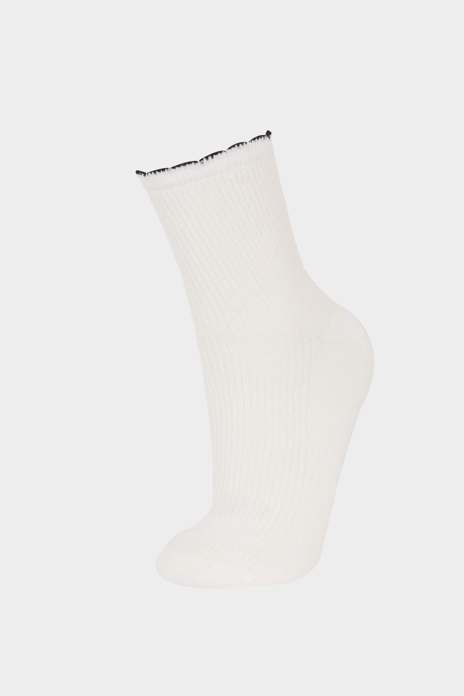 Kadın Dikişsiz Fırfırlı Ultra Soft 2'li Bambu Premium Soket Çorap