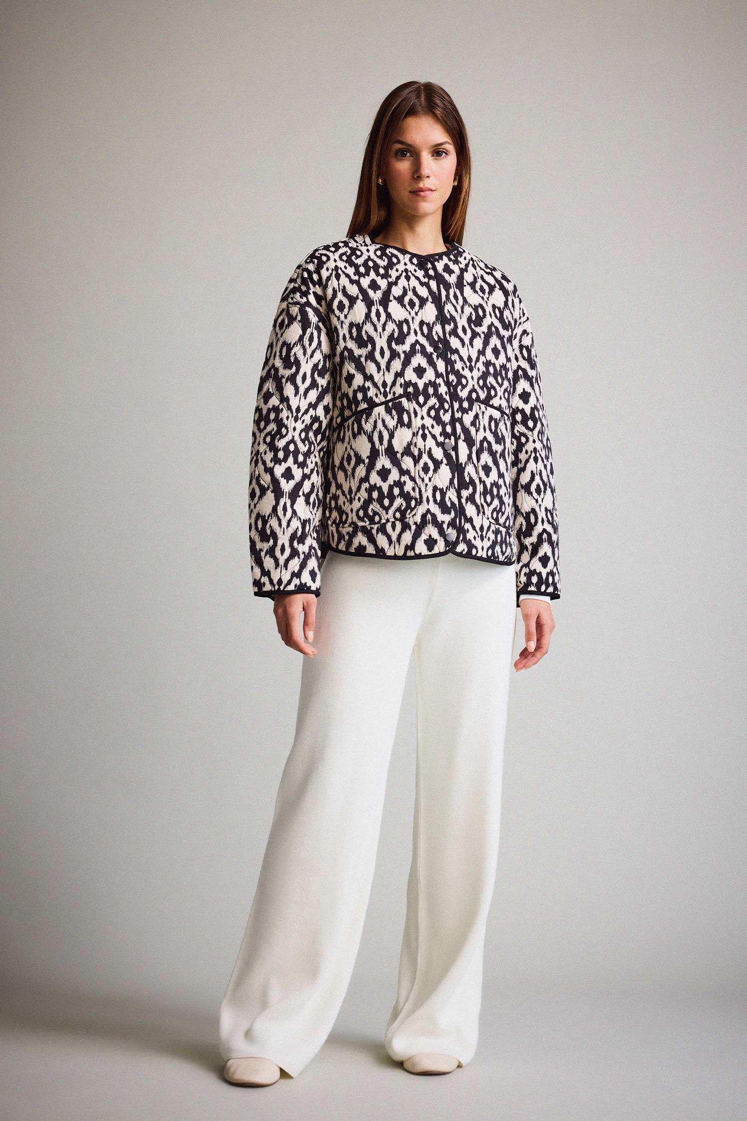 Regular Fit Patterned Buttons Jacket