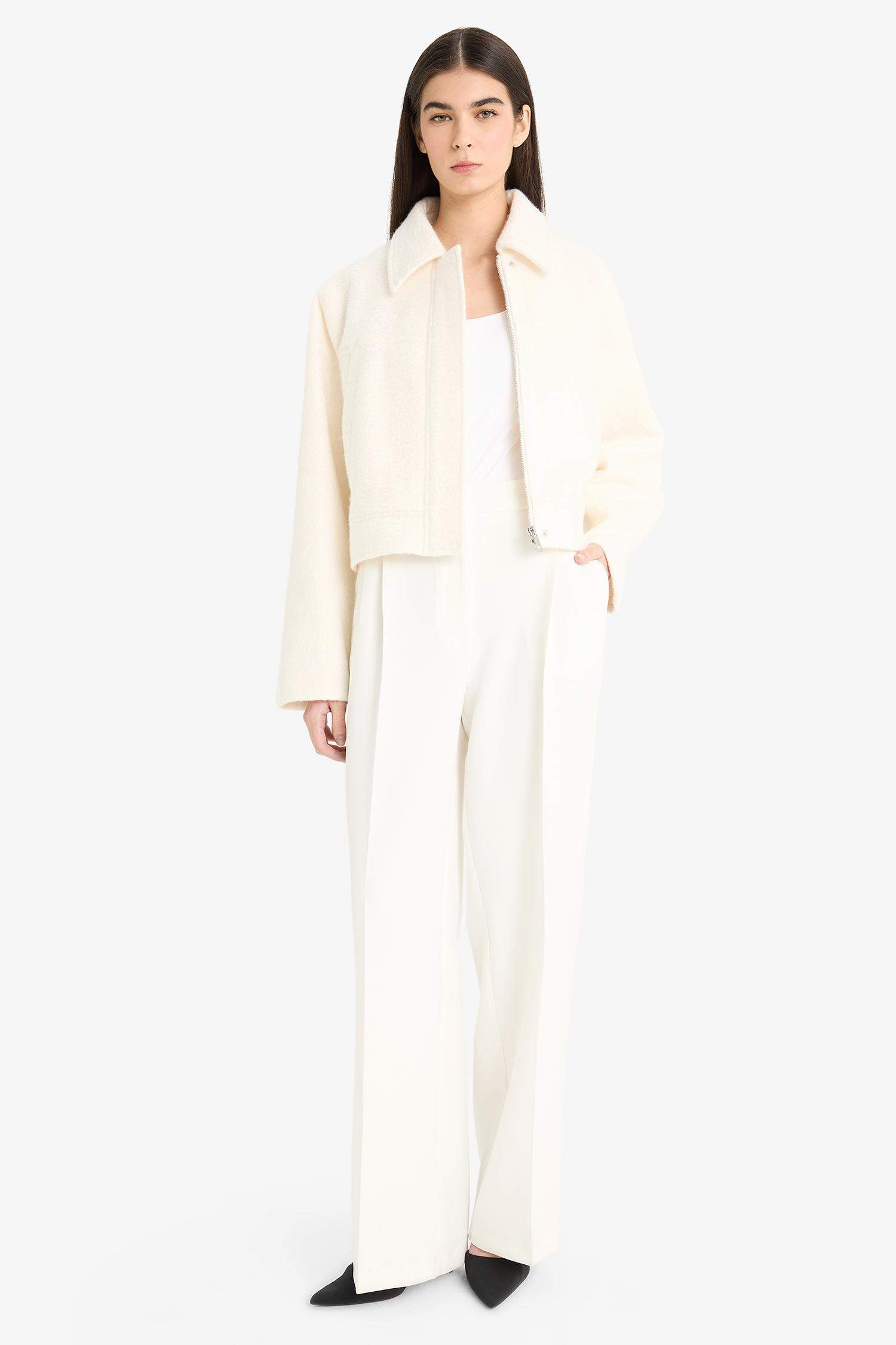 Пальто стандартного кроя с поло воротником