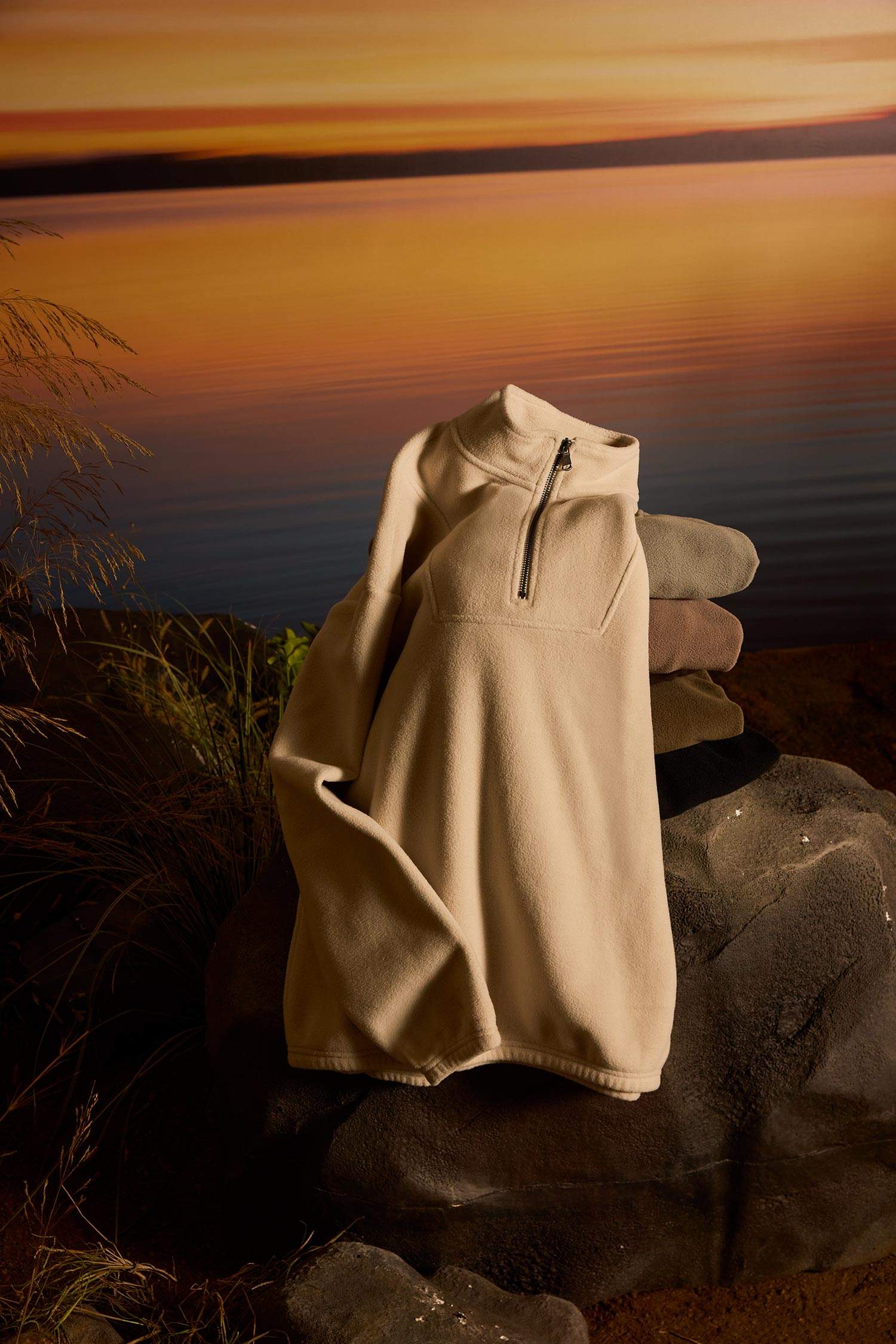 Boxy Fit Dik Yaka Yarım Fermuarlı Polar Sweatshirt