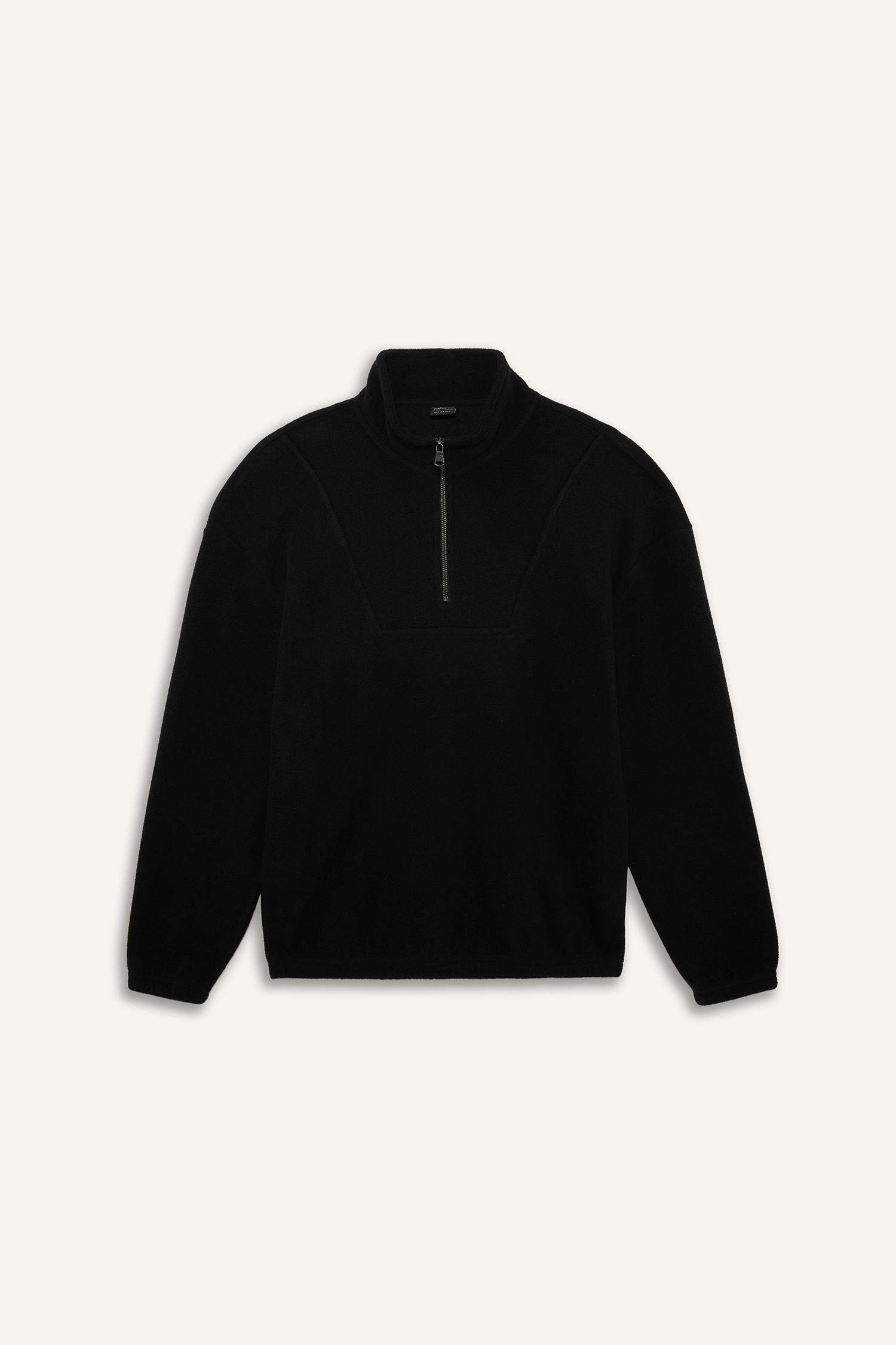 سويت شيرت قطيفة اوفر سايز بياقة عالية