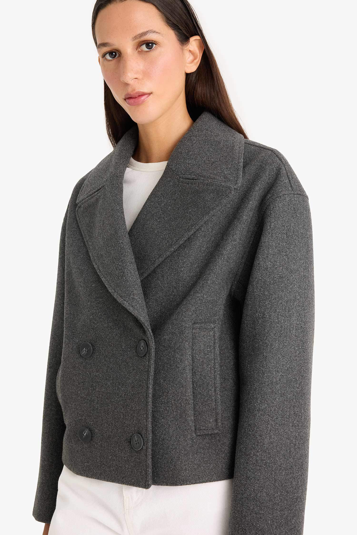 Regular Fit Düğmeli Crop Kaşe Kaban