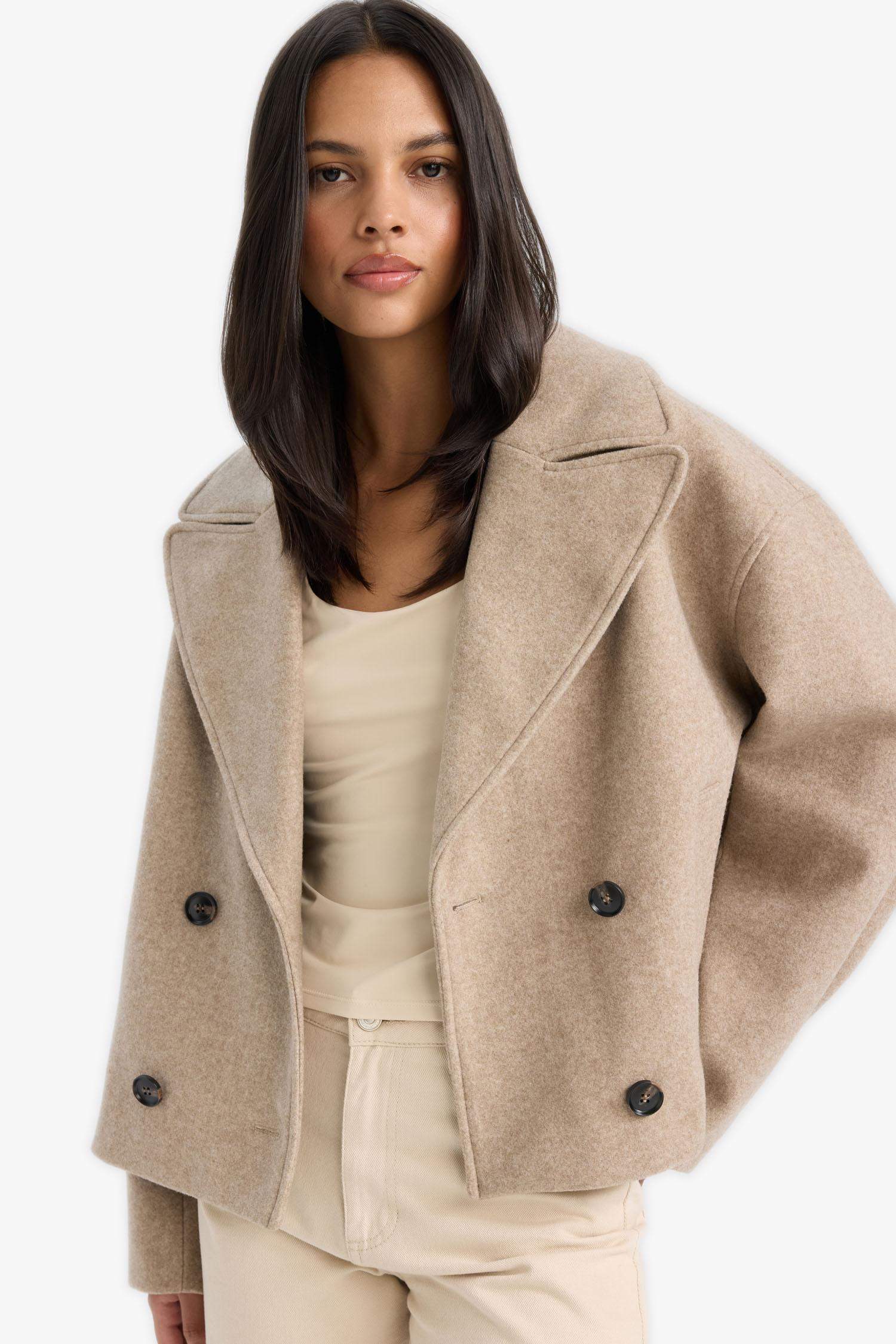 Regular Fit Düğmeli Kaşe Kaban