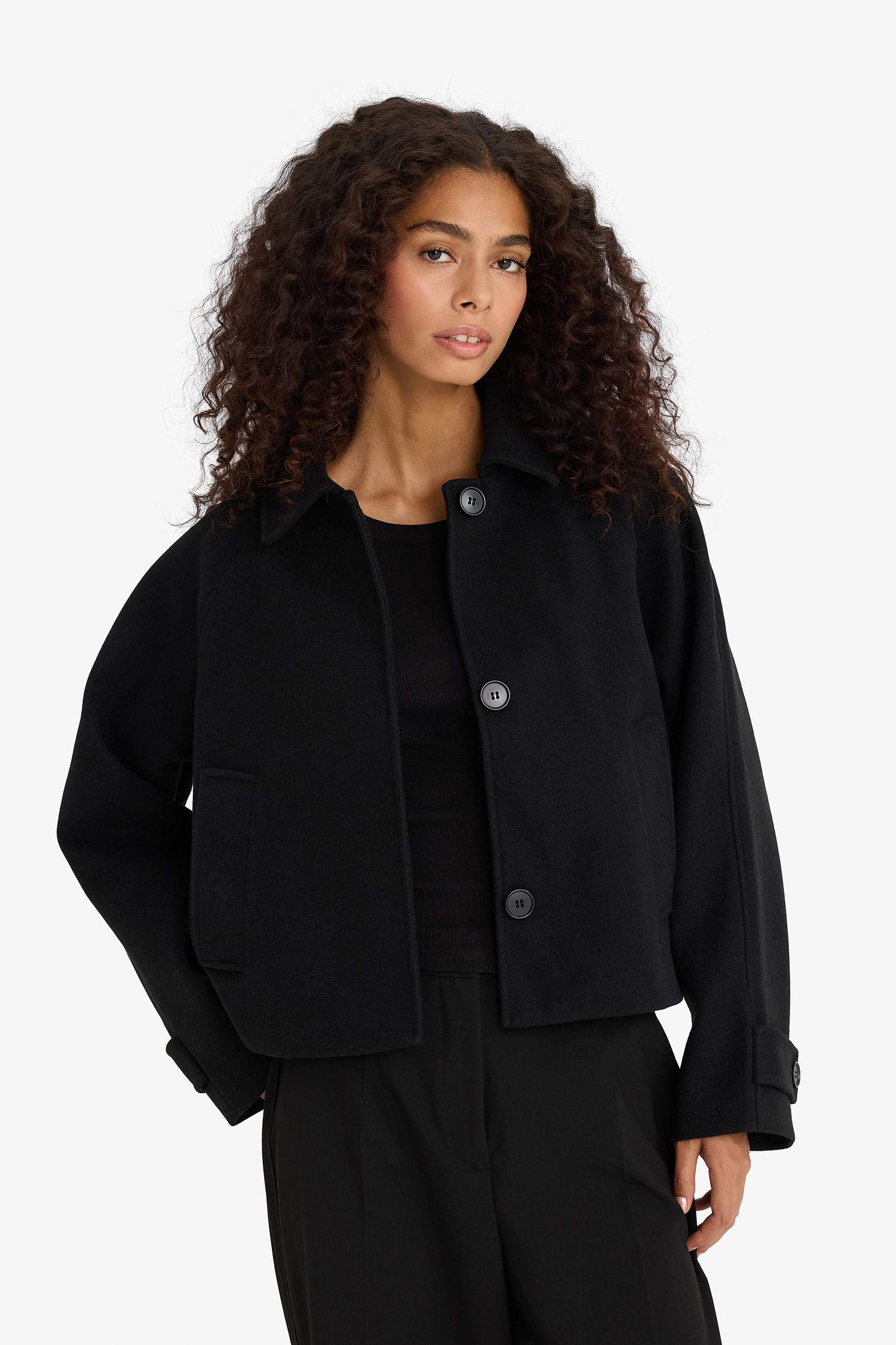 Regular Fit Polo Yaka Kaşe Kısa Mont