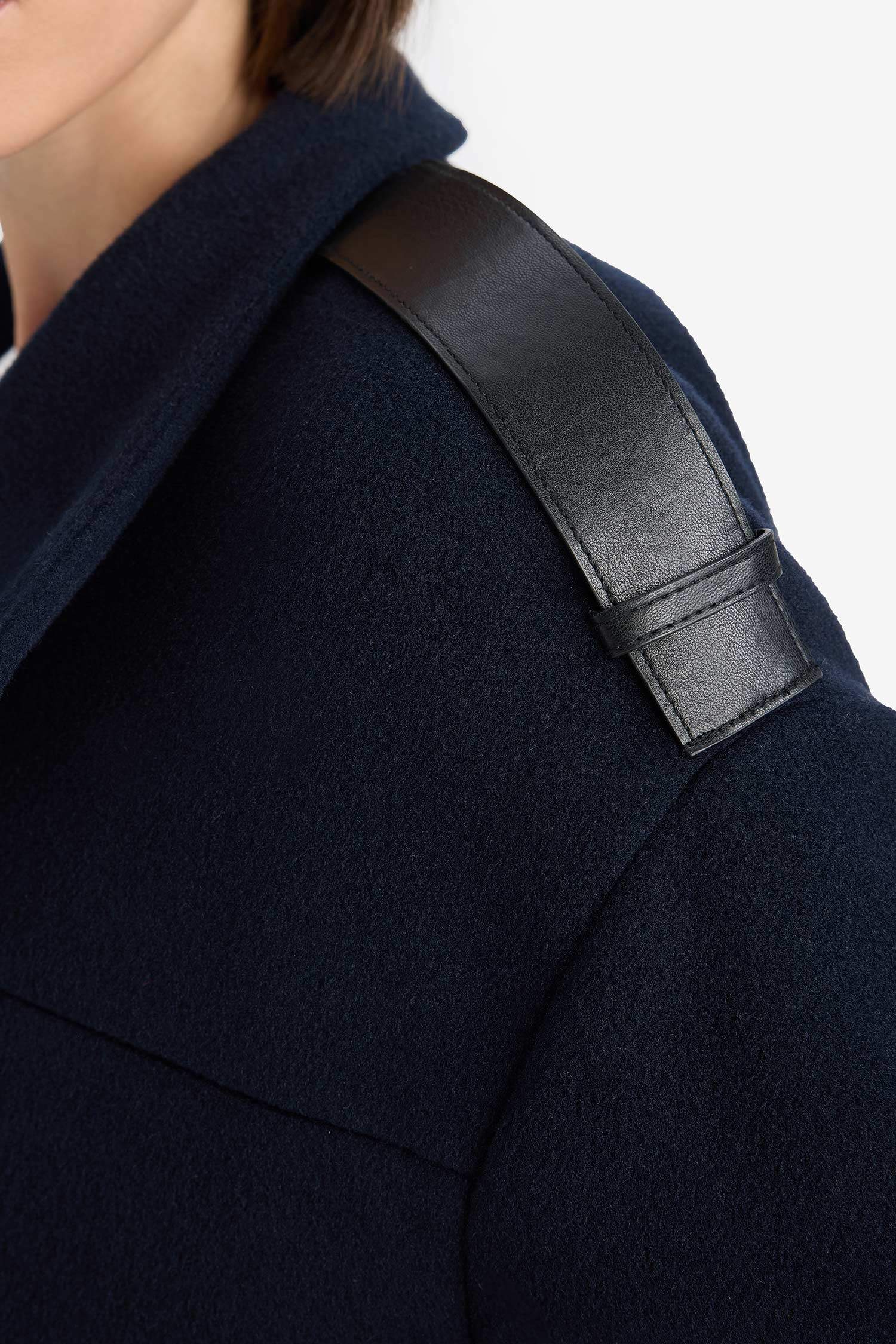 Regular Fit Kaşe Düğmeli Kısa Kaban