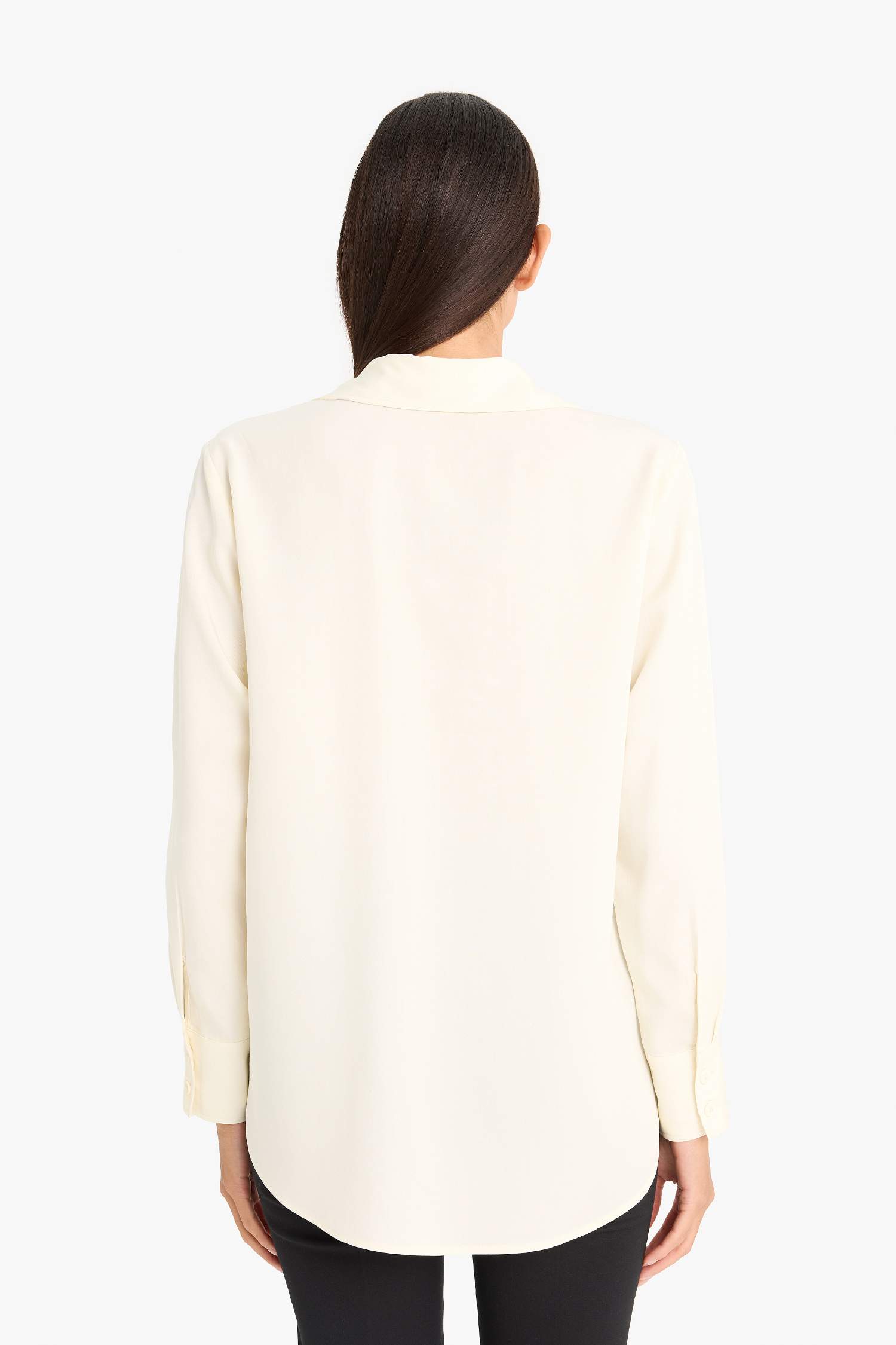 قميص كم طويل قماش ايوسل قصة عادية بياقة قميص