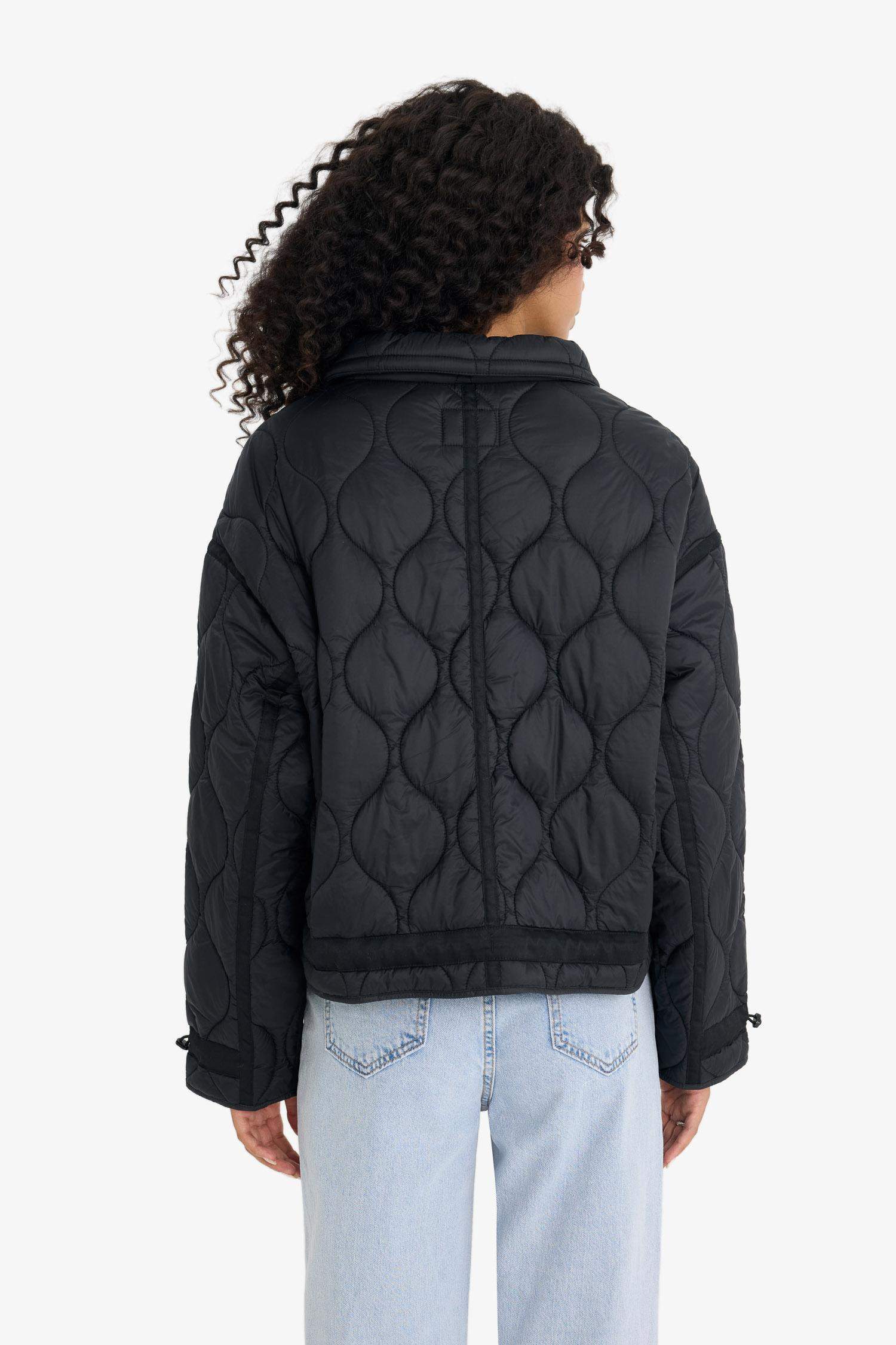 Su Geçirmez Regular Fit Fermuarlı Kapitoneli Mont