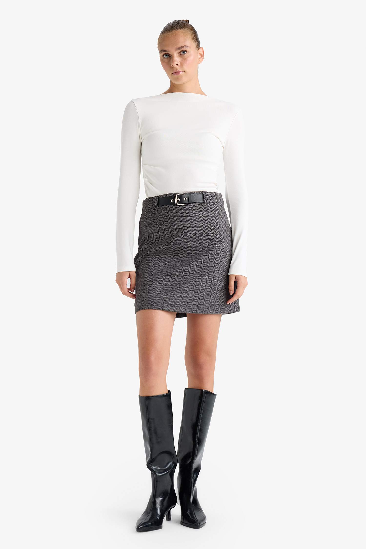 Юбка А-силуэта с высокой талией и подкладкой