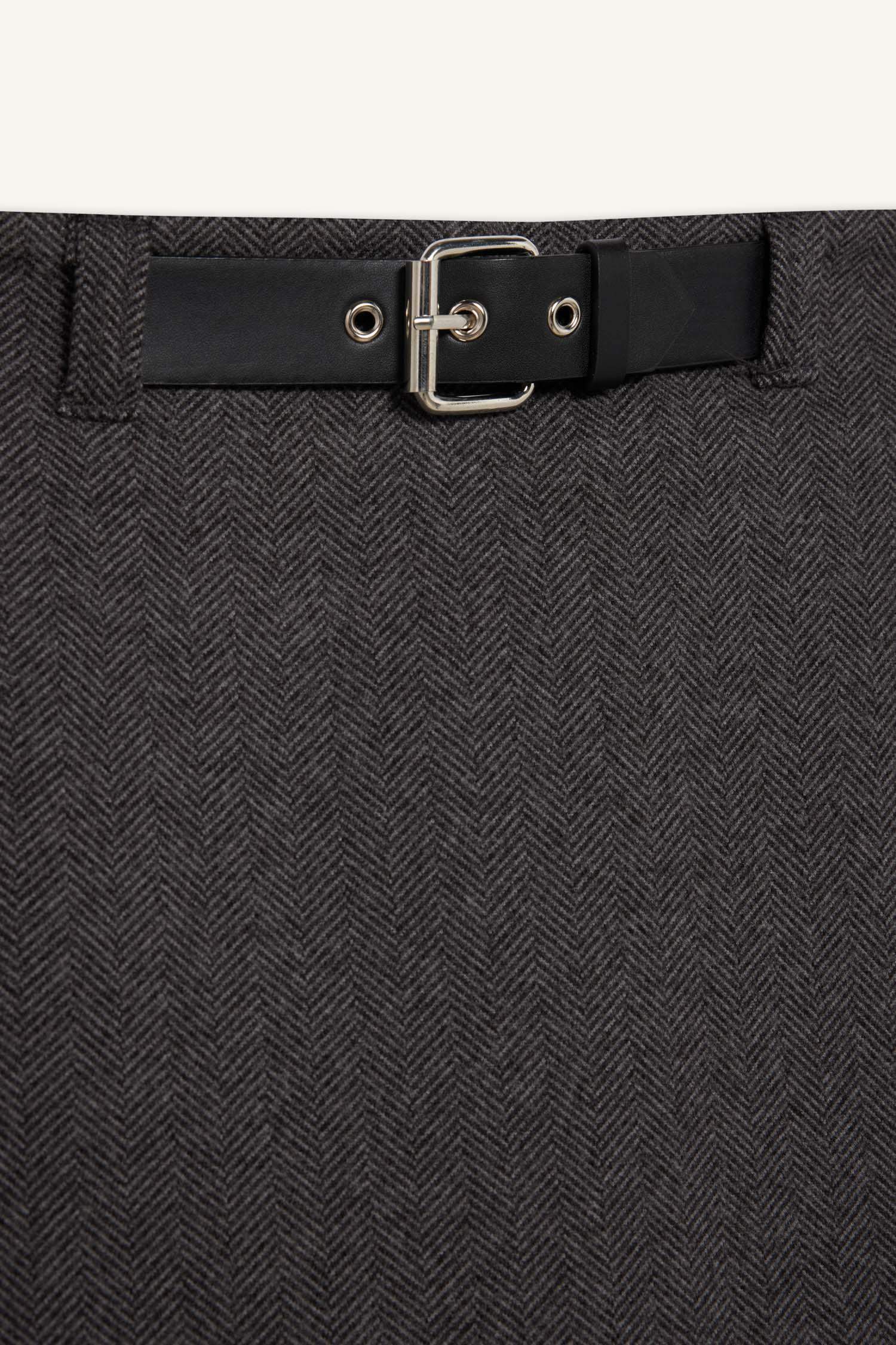 Юбка А-силуэта с высокой талией и подкладкой