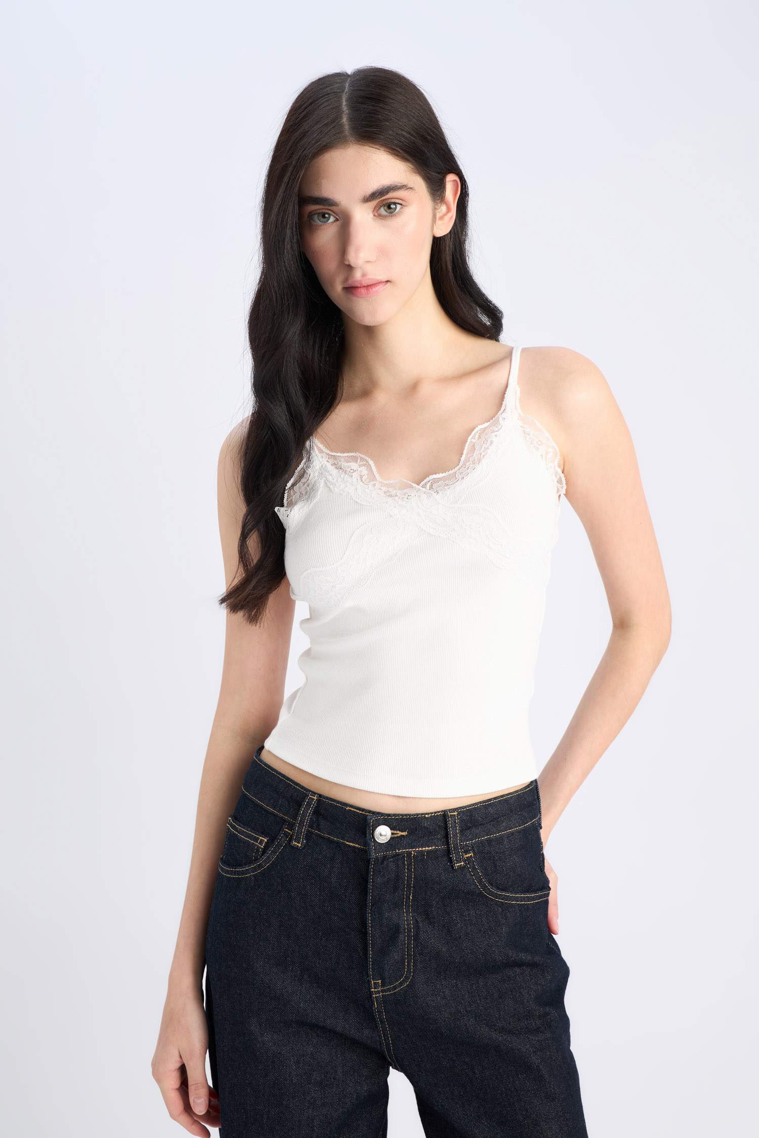 Slim Fit Dar Kesim V Yaka Fitilli Kaşkorse Atlet