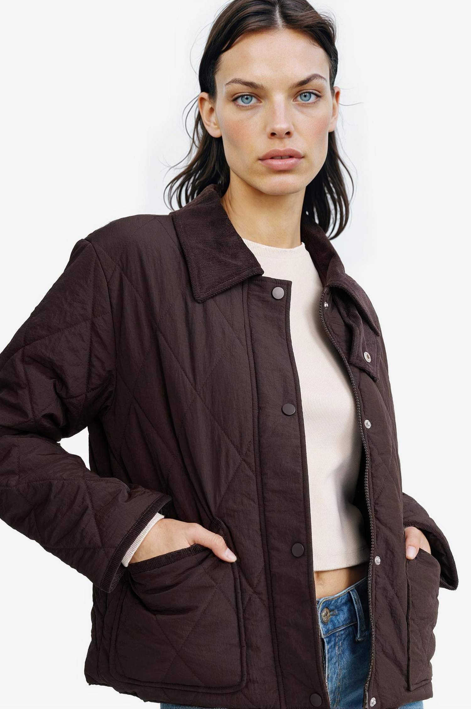 جاكيت خفيف مقاوم للماء قصة عادية وياخة بولو