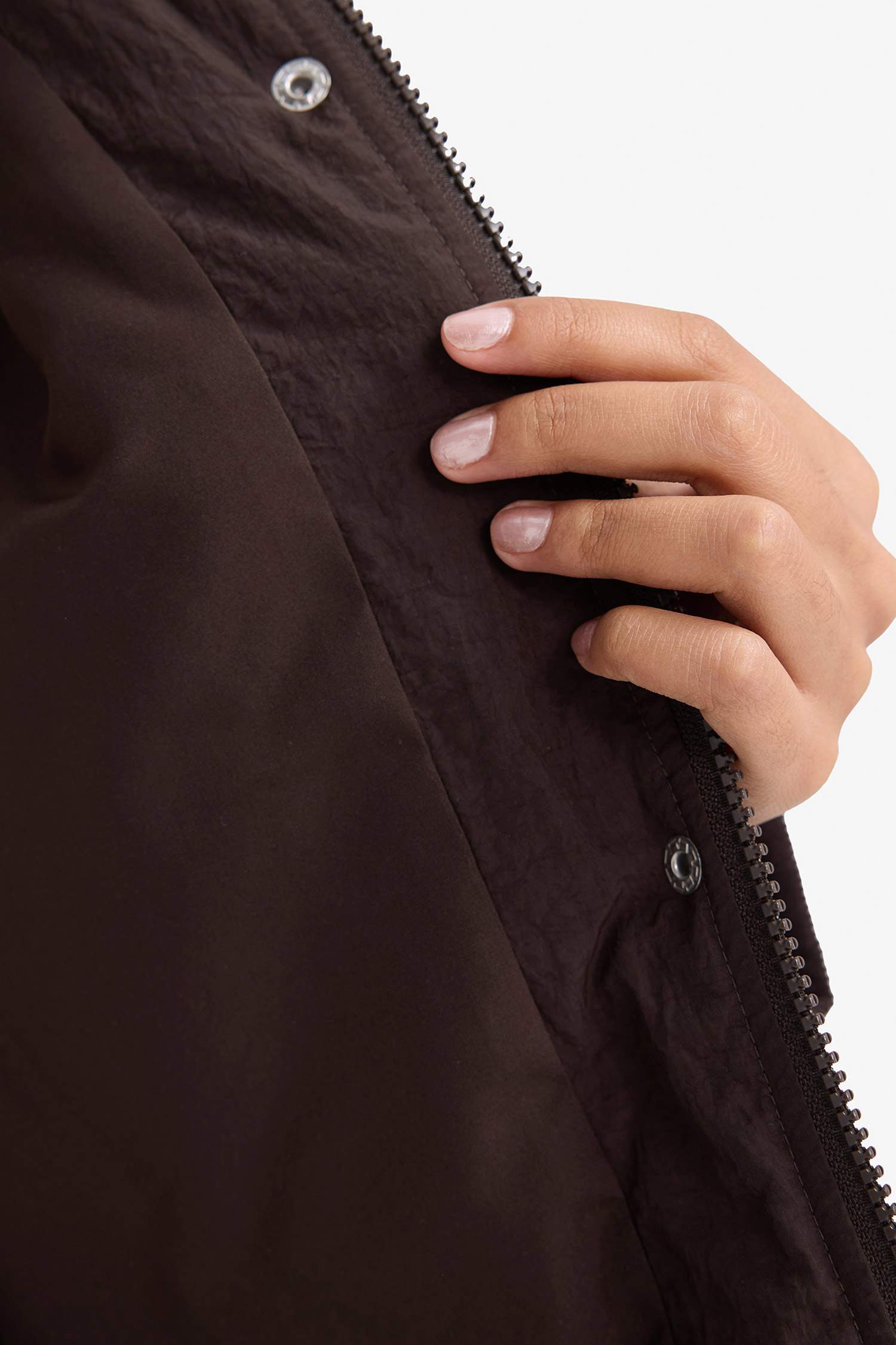 Su Geçirmez Regular Fit Polo Yaka Çıtçıtlı Cepli Mont