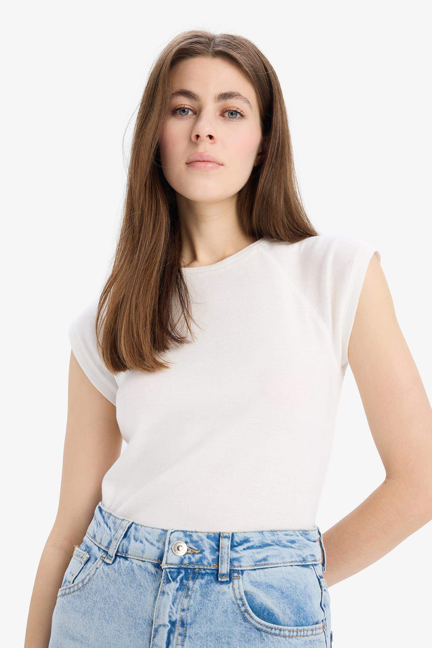 Slim Fit Crew Neck Basic Short Sleeve T-Shirt