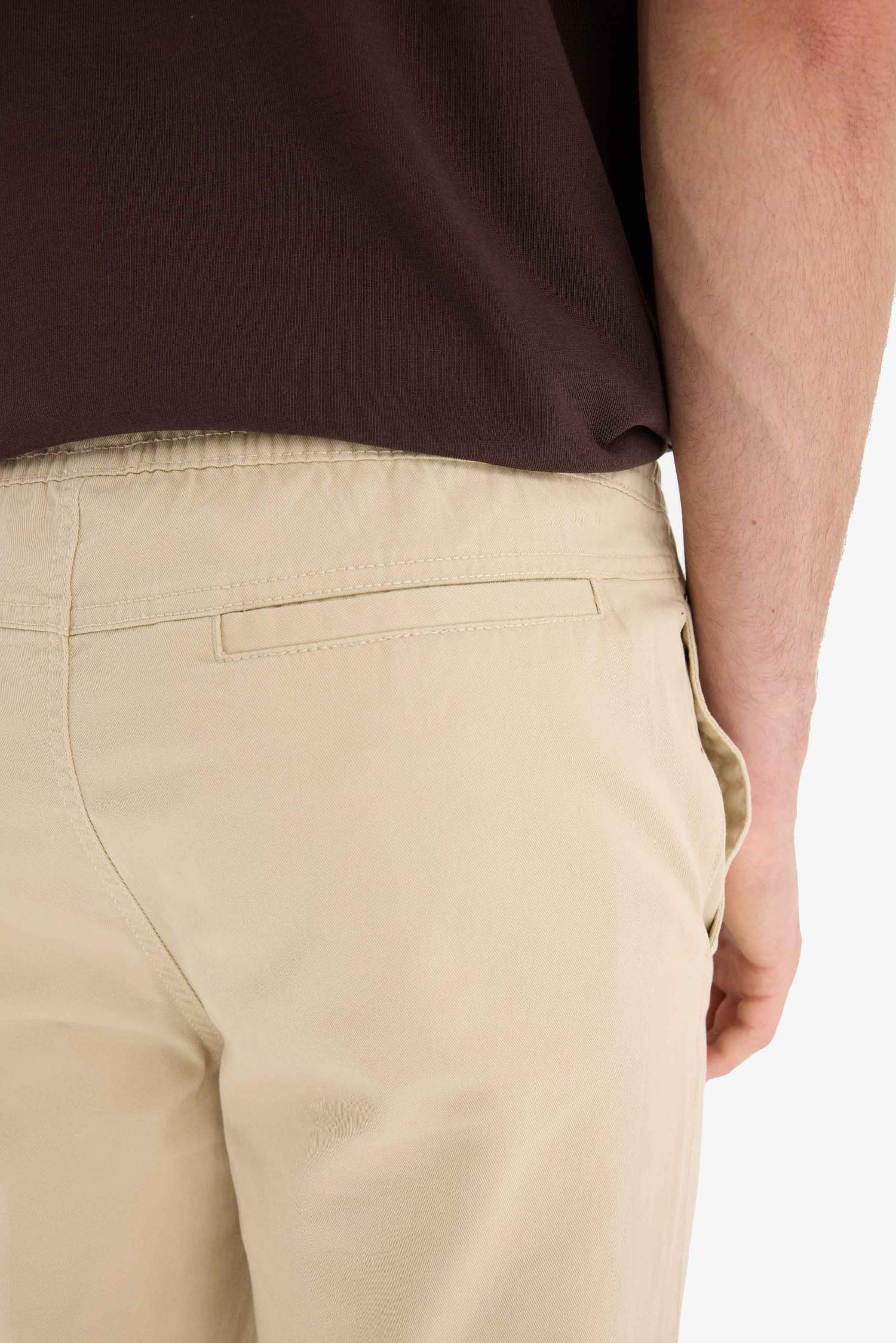 بنطرون جبردين جوجر فيت بثلاثة جيوب