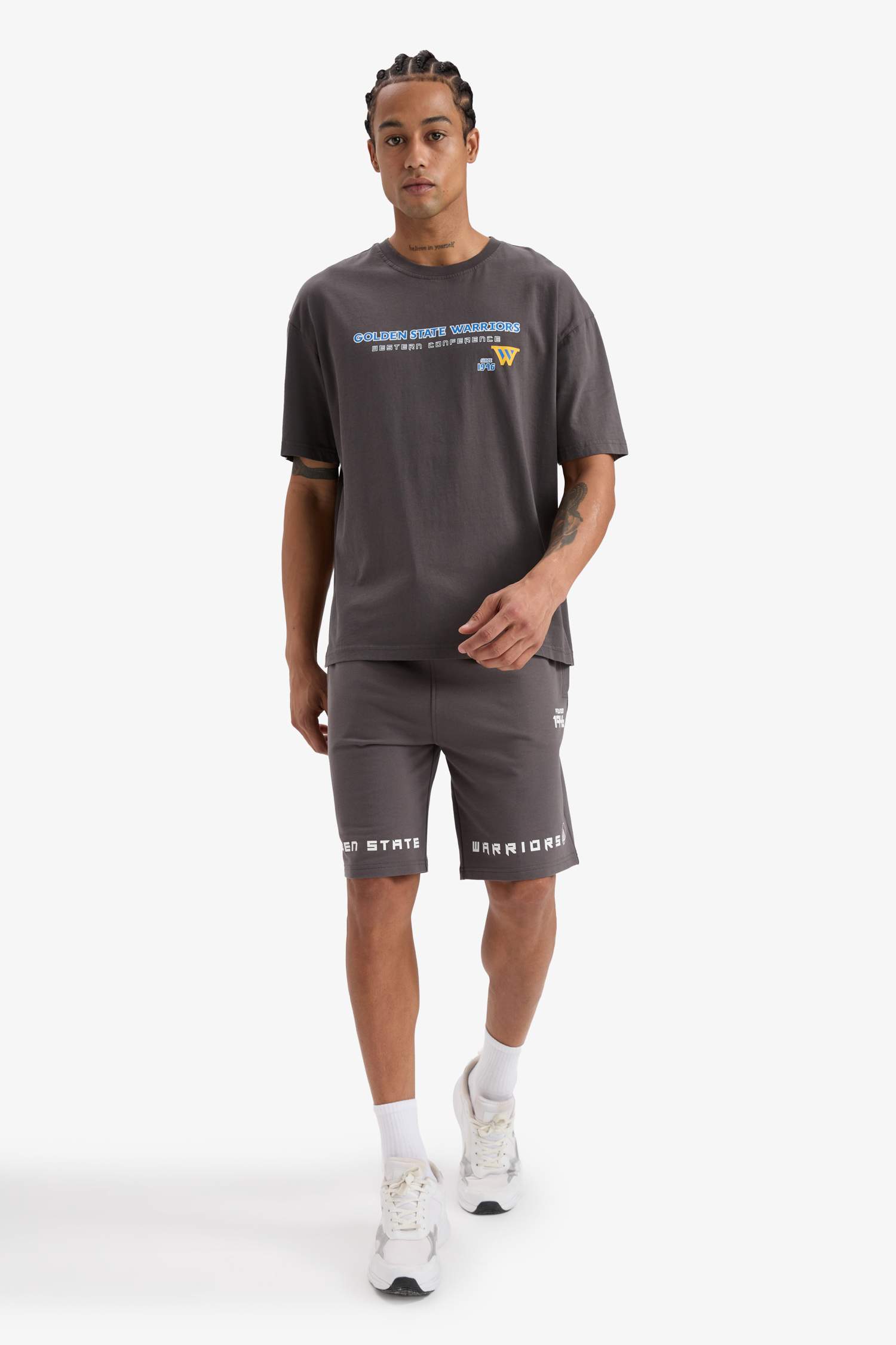 شورت NBA قصة عادية بساق قصير من DeFactoFit