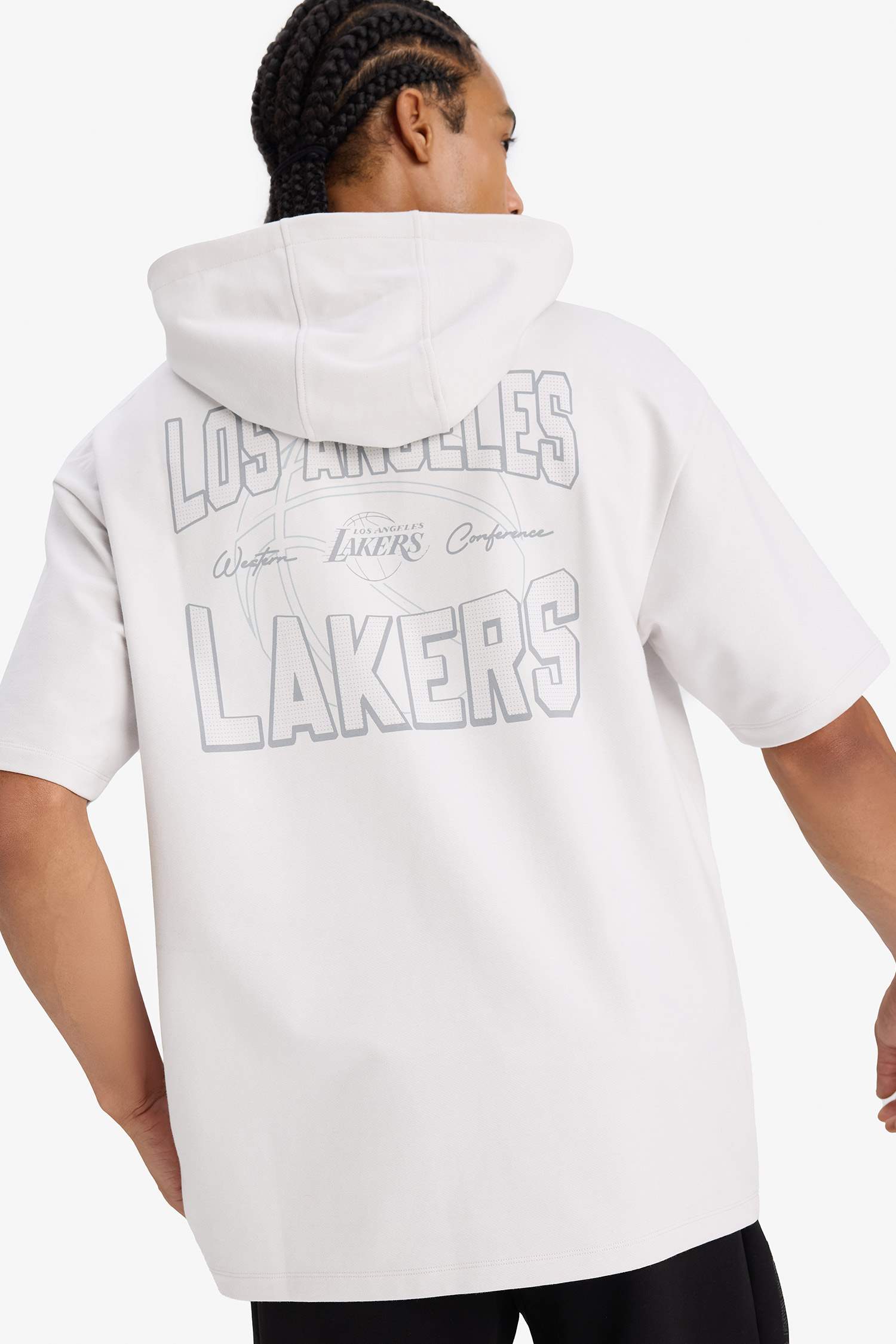 NBA Los Angeles Lakers Boxy Fit Kapüşonlu Sırt Baskılı Kısa Kollu Tişört