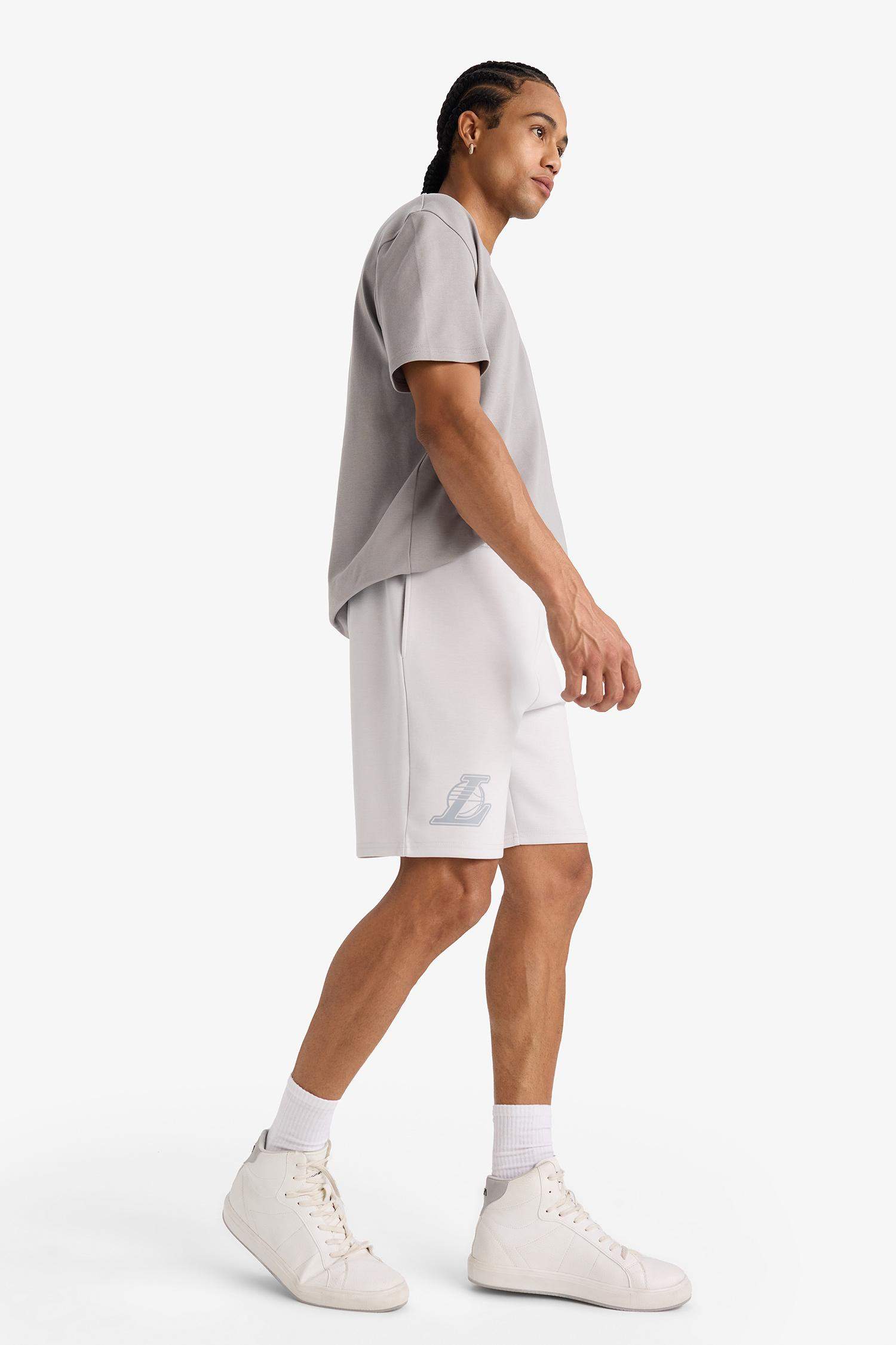 DeFactoFit NBA Los Angeles Lakers Standard Fit Scuba Fabric Shorts