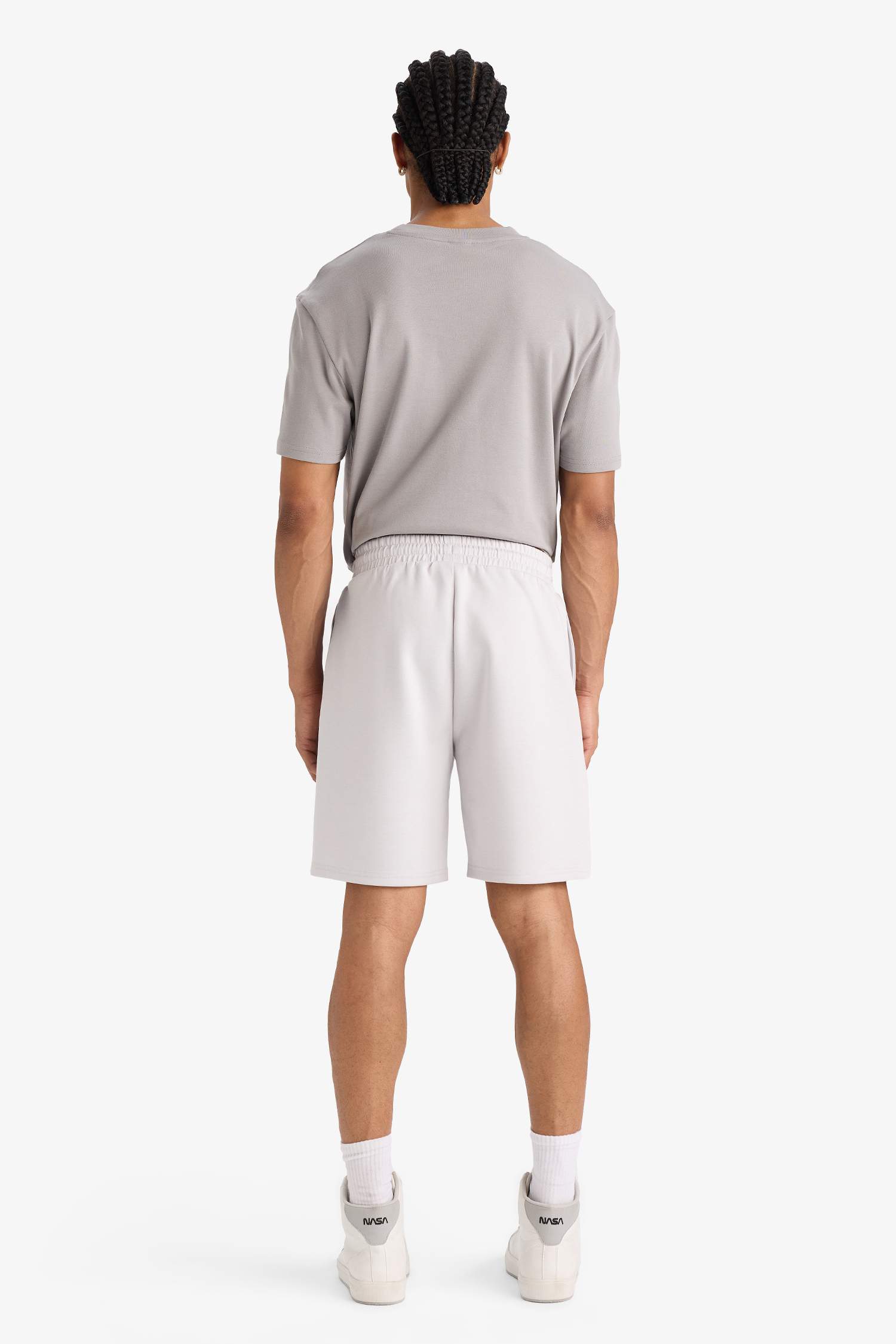 DeFactoFit NBA Los Angeles Lakers Standard Fit Scuba Fabric Shorts