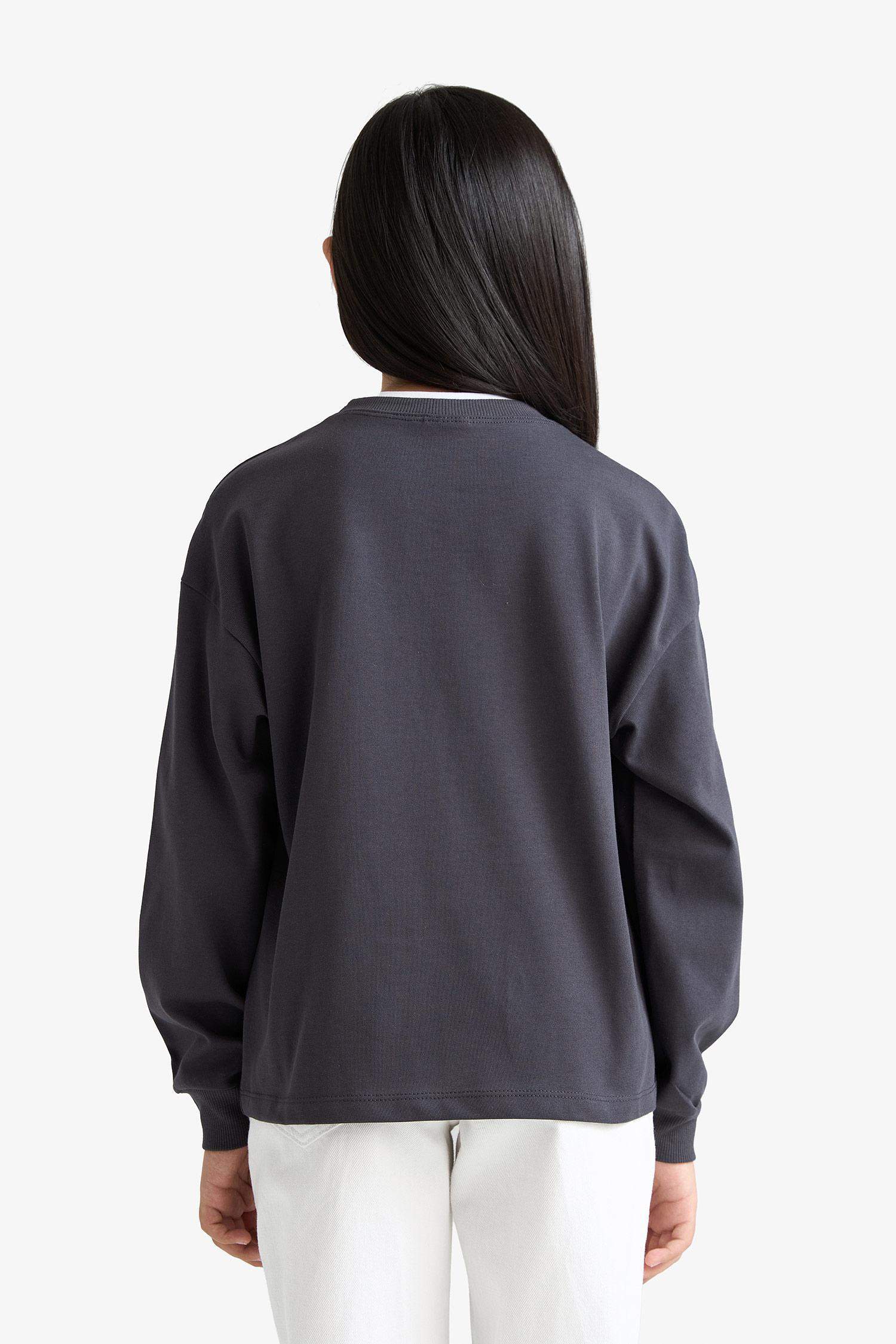 تيشيرت كم طويل قصة مريحة برقبة مستديرة