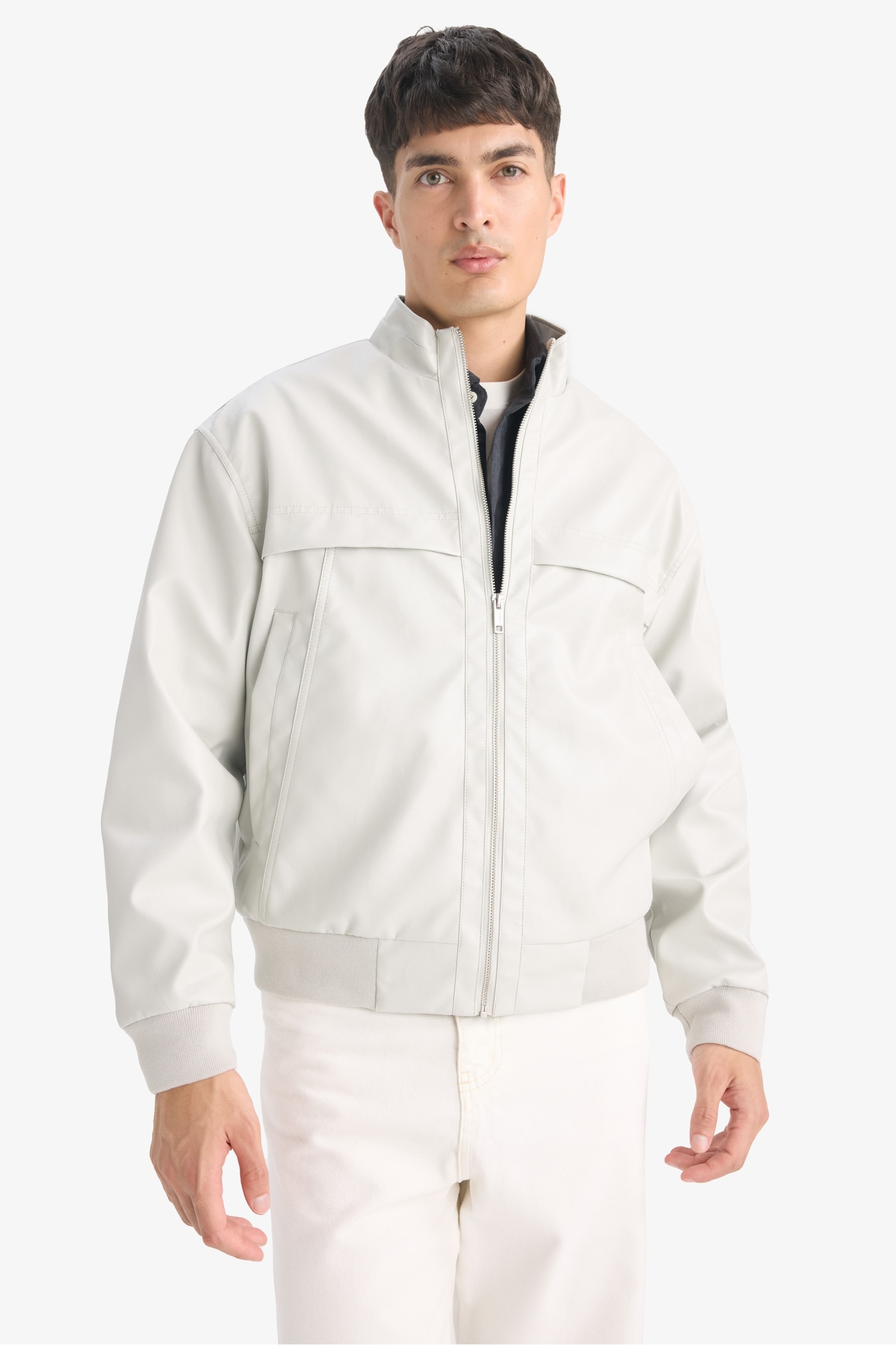 Oversize Fit Geniş Kalıp Dik Yaka Fermuarlı Cepli Suni Deri Ceket Mont