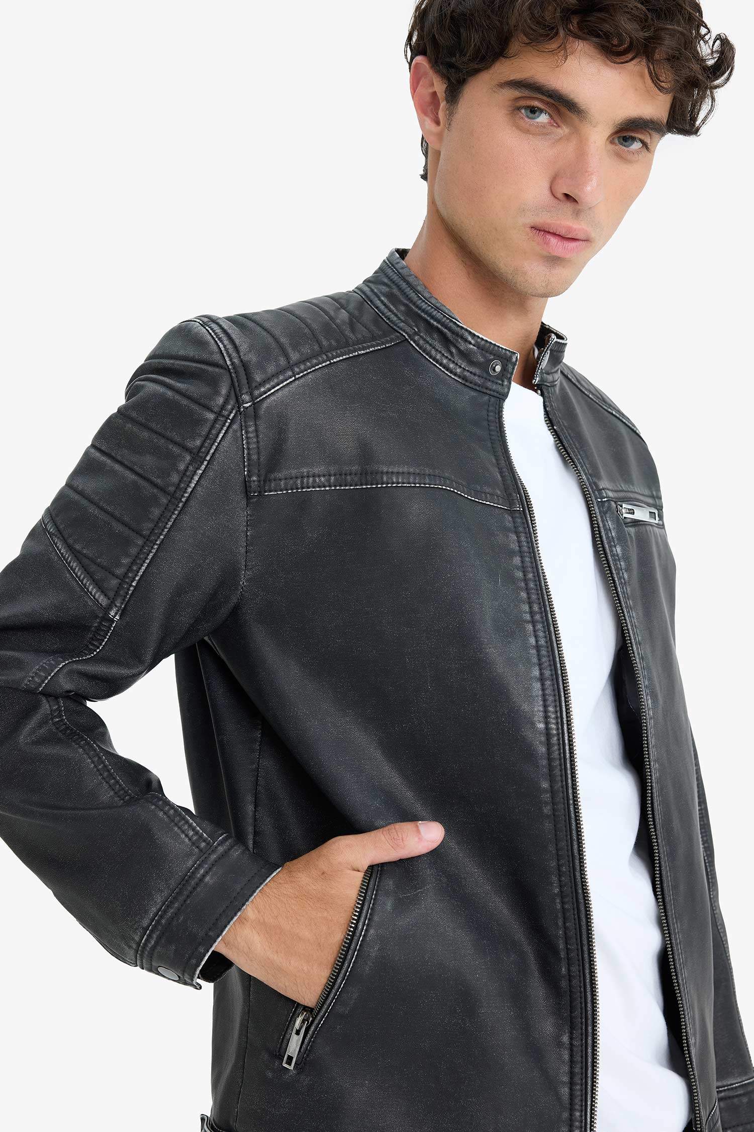 Veste en simili cuir Slim à col montant et fermeture zip