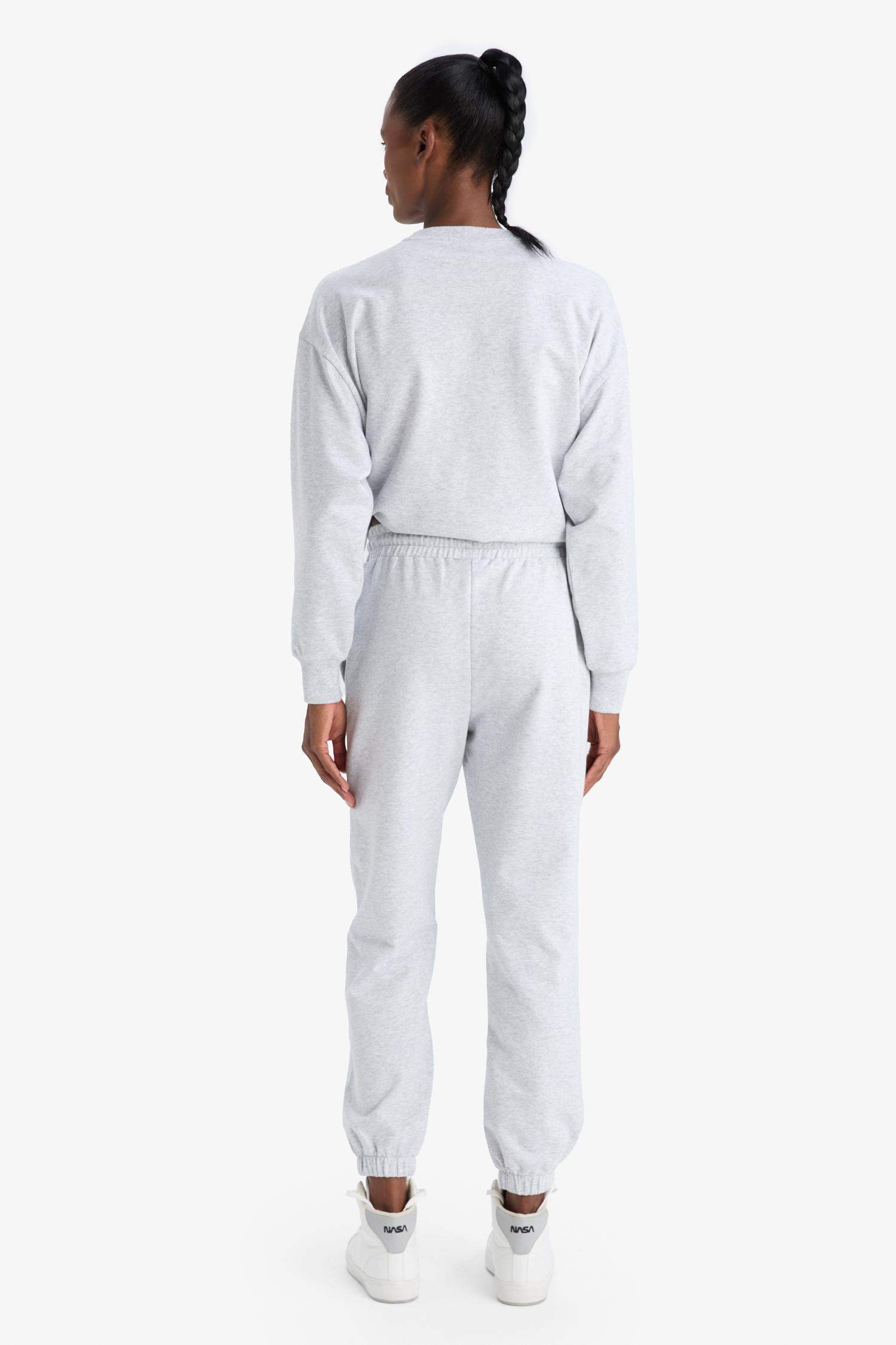 DeFactoFit NBA Brooklyn Nets Standard Fit Jogger Sweatpants