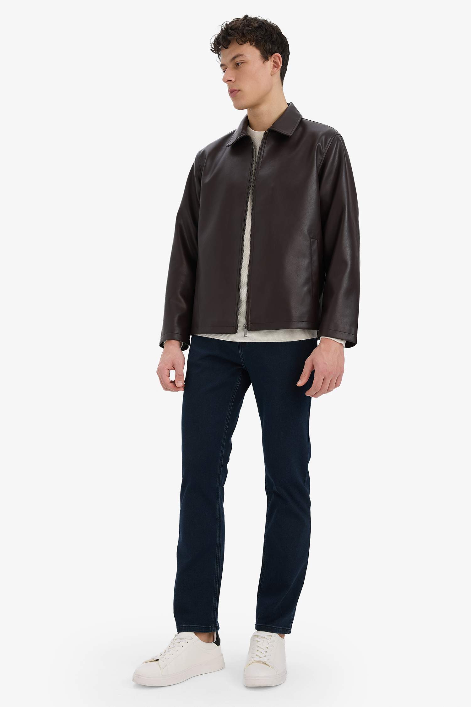 Regular Fit Gömlek Yaka Fermuarlı Cepli İç Cepli Mevsimlik Baharlık Suni Deri Ceket Mont