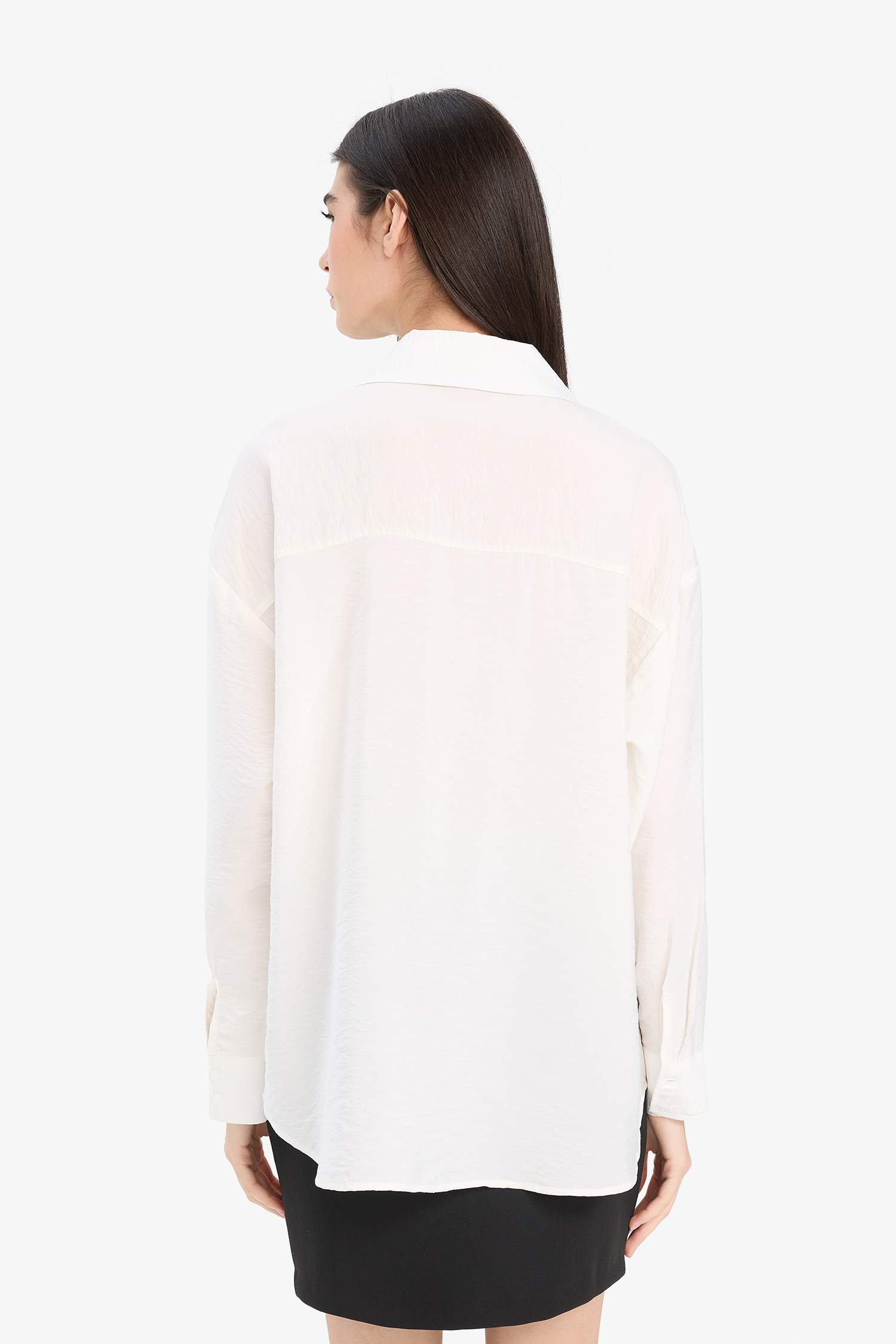 قميص كم طويل قصة عادية بياقة قميص