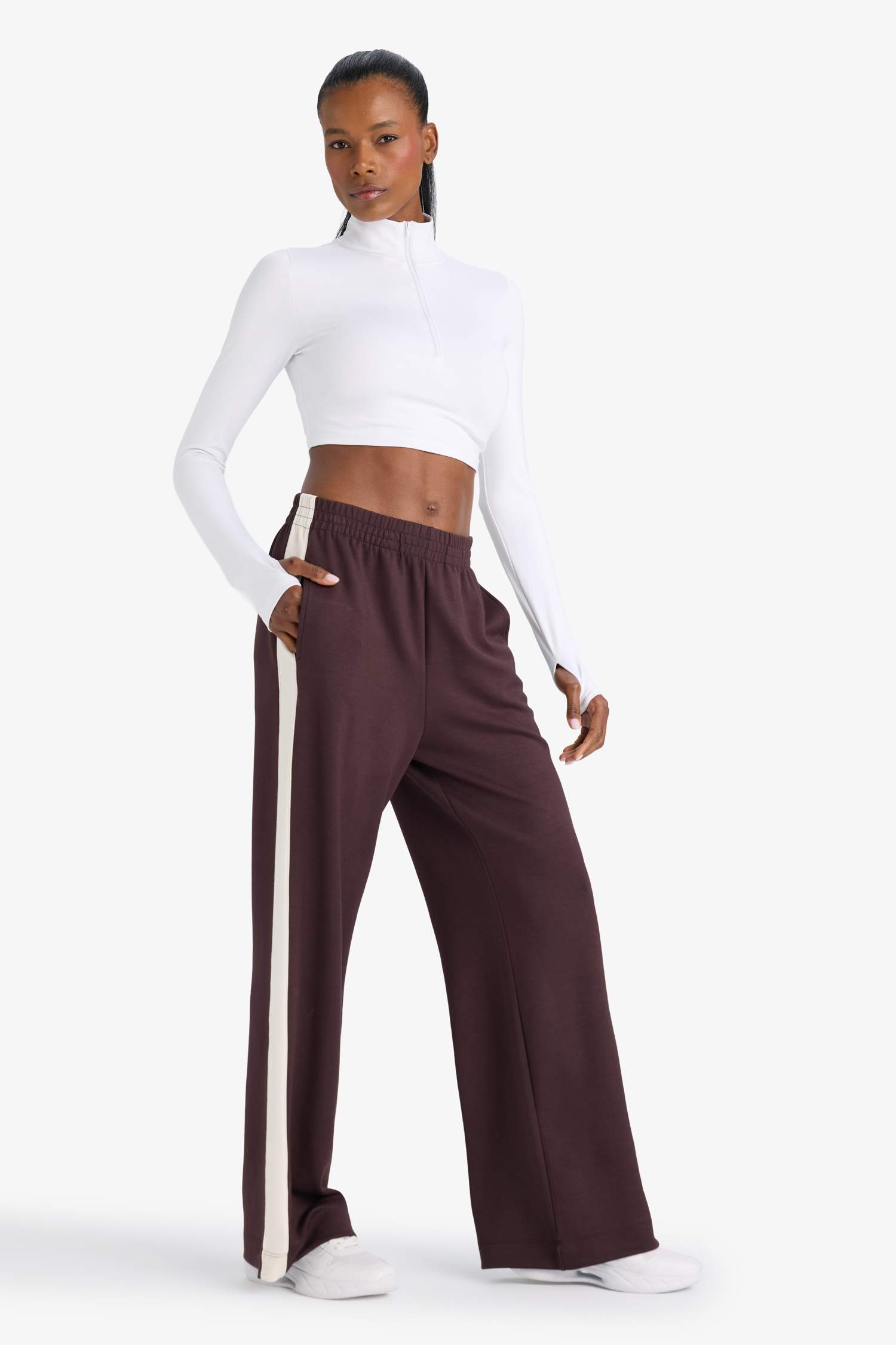 بنطلون سويت بانتس وايد ليج برجل واسع ملمس ناعم من DeFactoFit