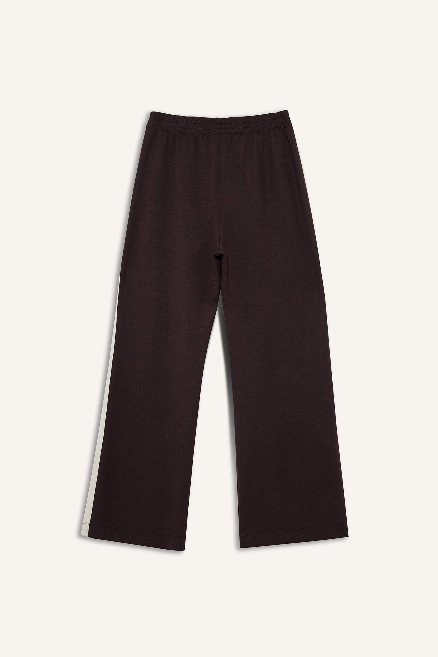 بنطلون سويت بانتس وايد ليج برجل واسع ملمس ناعم من DeFactoFit