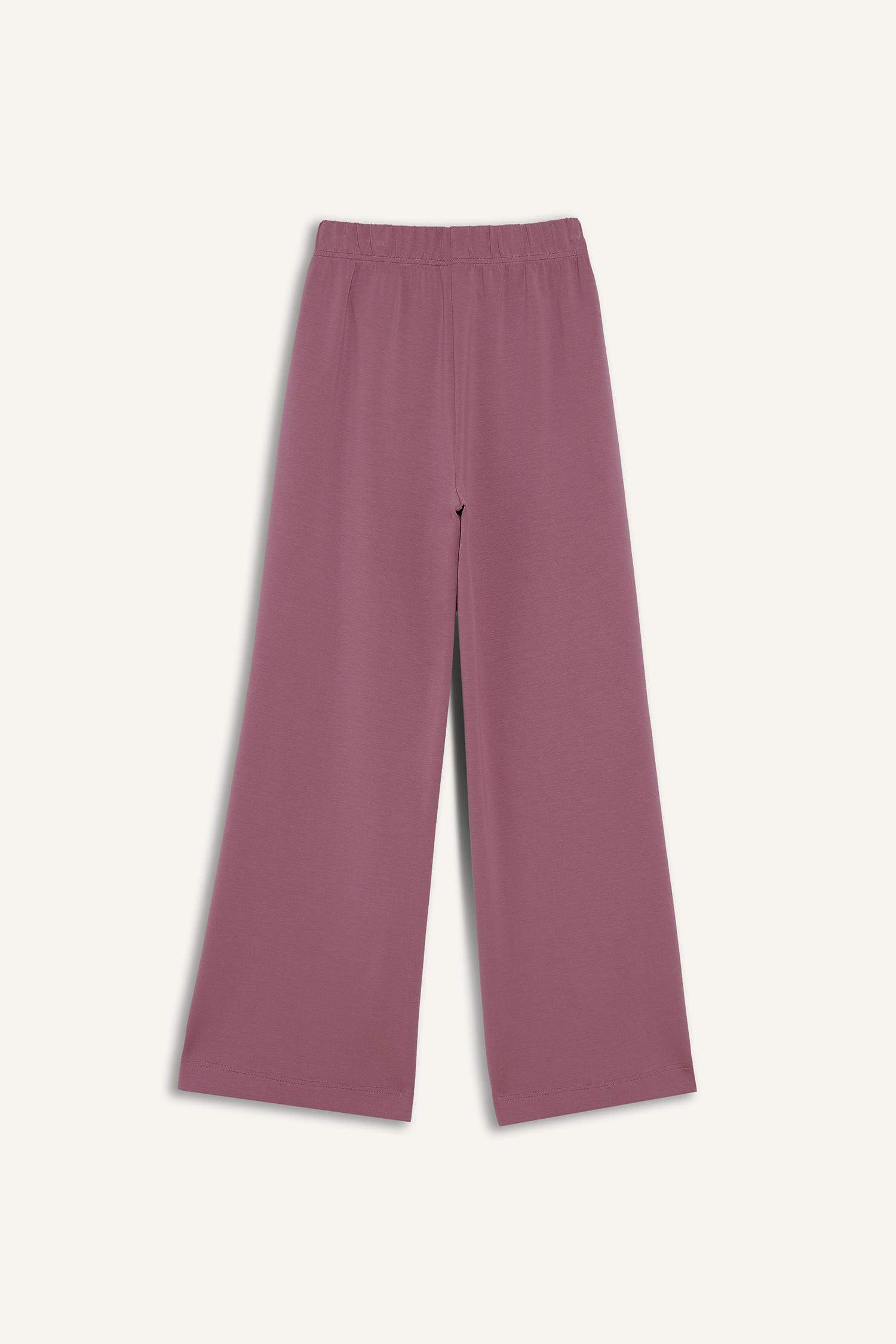 بنطرون بجامة رياضي برجل واسع ملمس ناعم من DeFactoFit