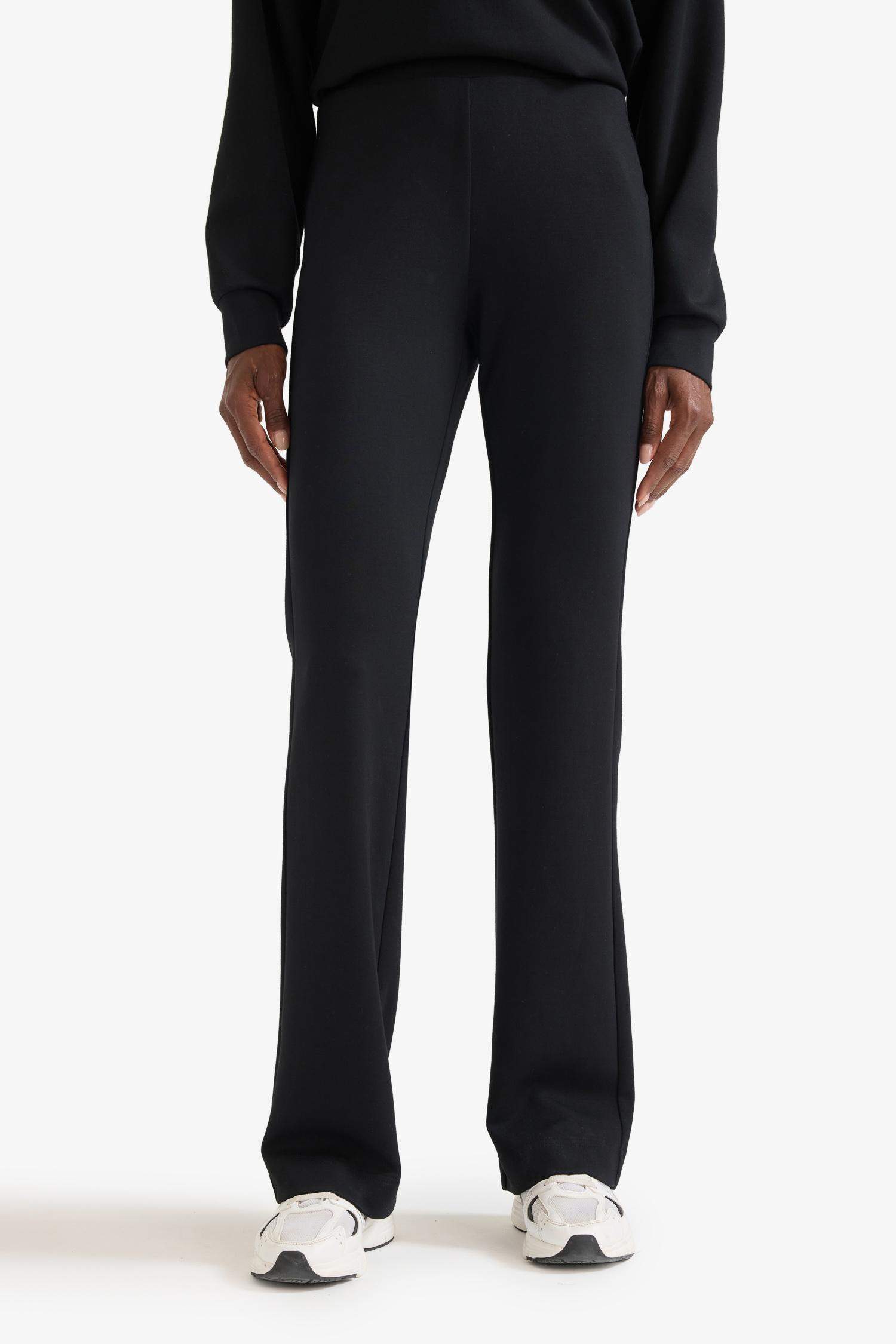 DeFactoFit Flare Fit İspanyol Paça Standart Boy Modal Soft Touch Pantolon